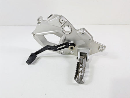 2023 BMW F850GS K81 Front Left Foot Peg & Shifter 46718393175 23418565155 {{ shop.shopifyCountryName }} - Mototech271