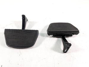 2014 Harley Touring FLHTK Electra Glide Rear Passenger Floor Board Set 52719-10