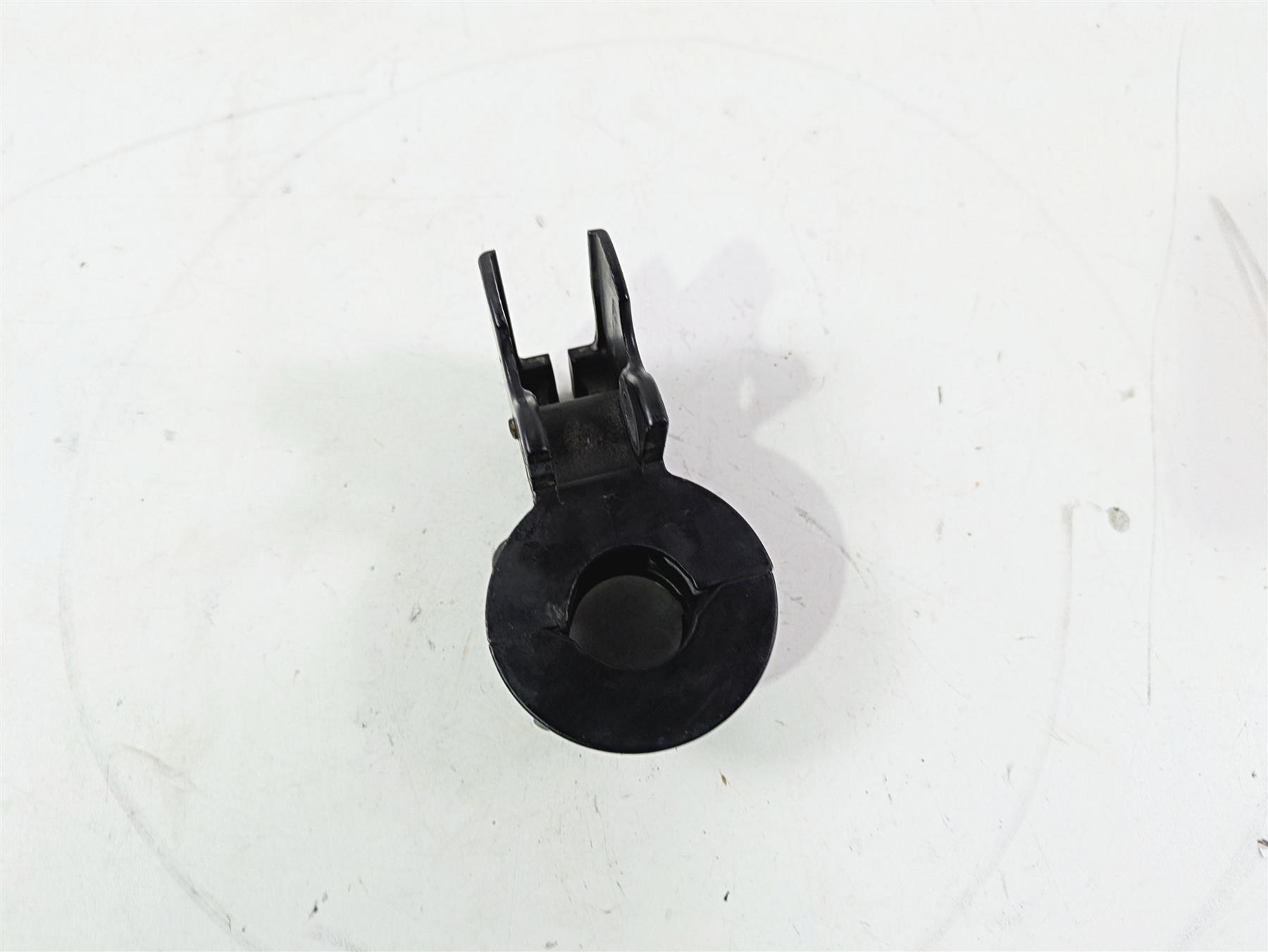 2016 Harley FXDWG Dyna Wide Glide Clutch Perch 38608-96 {{ shop.shopifyCountryName }} - Mototech271