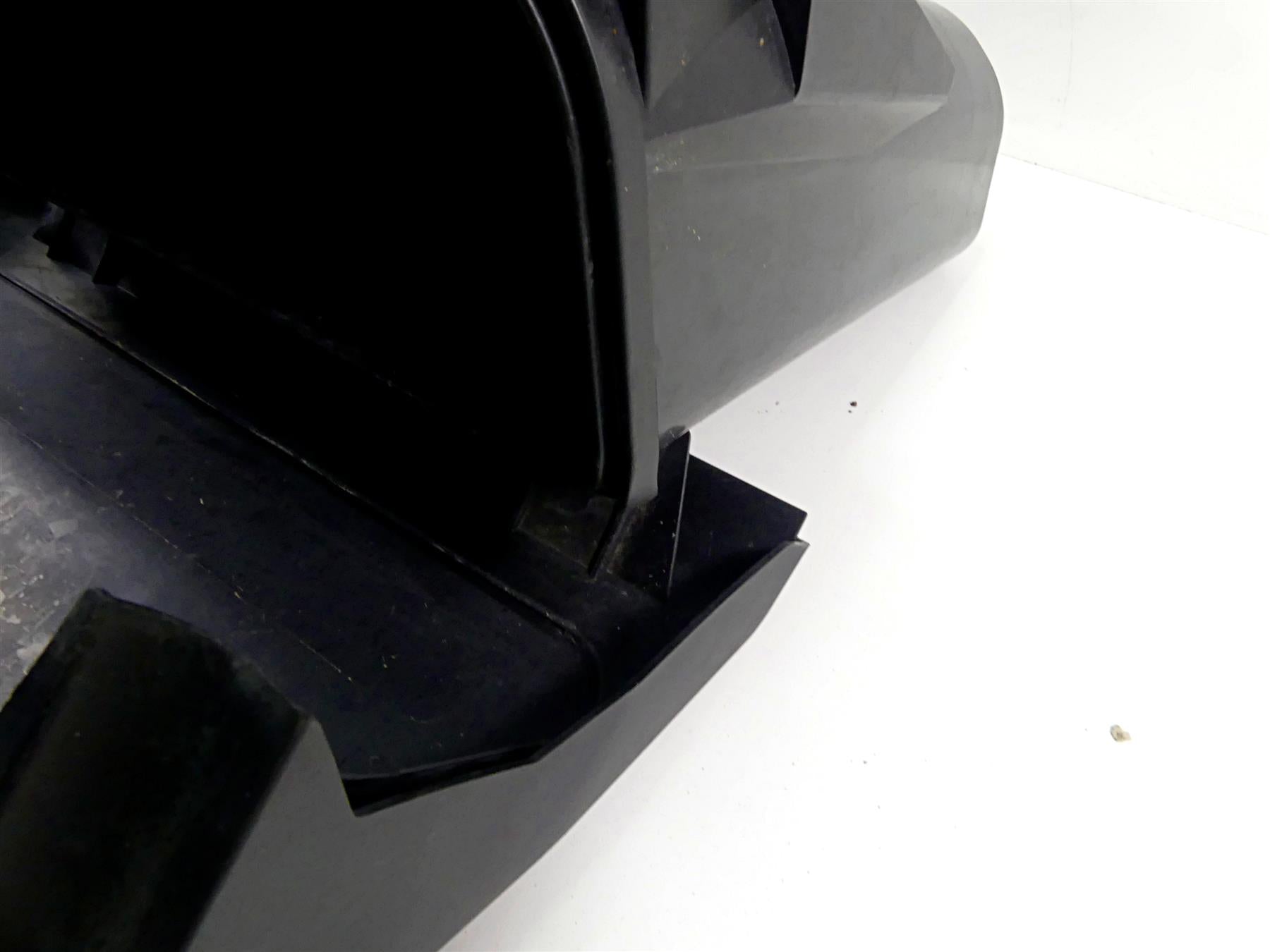 2018 Can Am Commander 1000R XT Console Compartment Glove Storage Box 707900046 {{ shop.shopifyCountryName }} - Mototech271