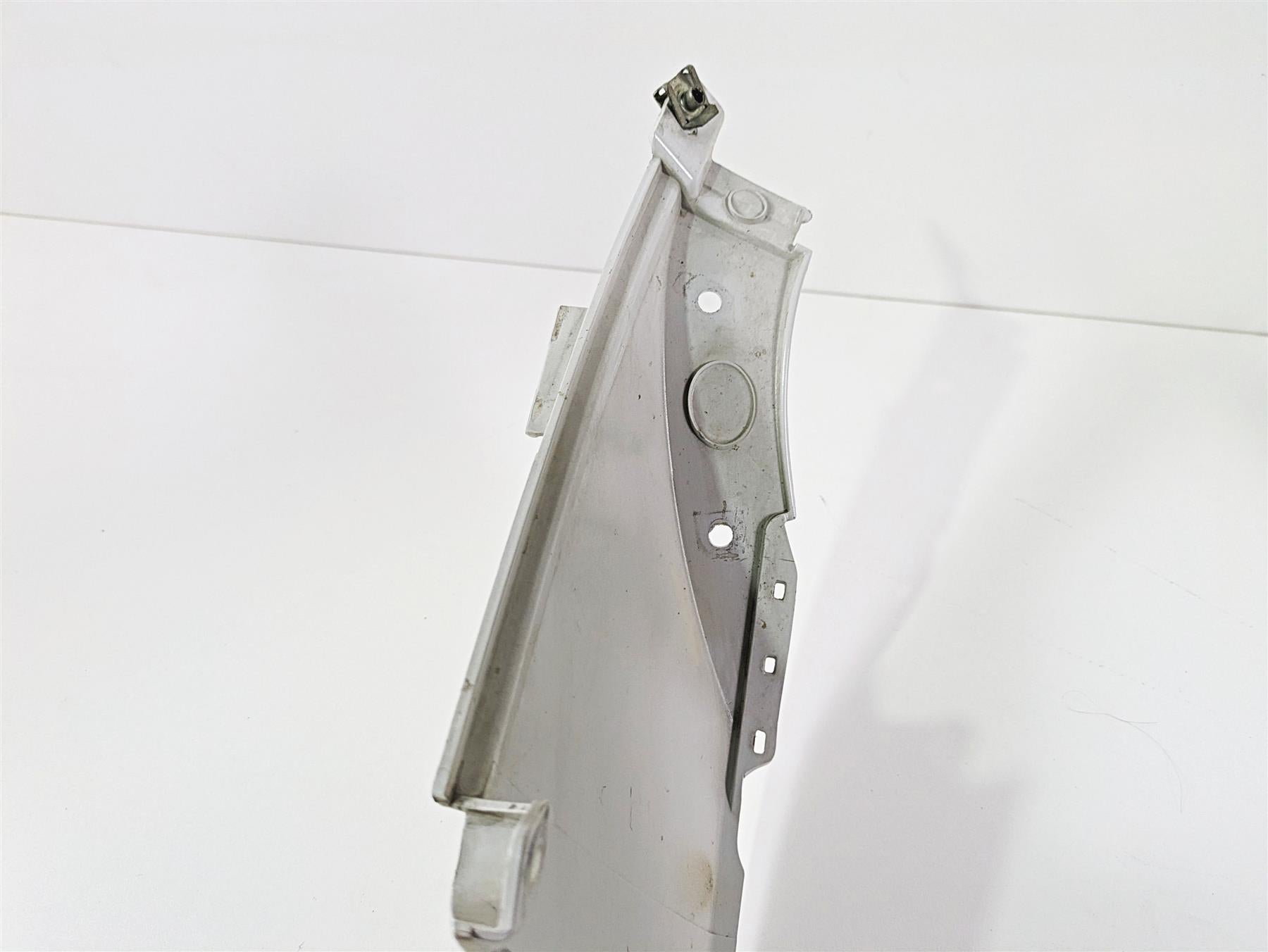 2006 BMW R1200GS K255 Adv Front Upper Fender 46617667678 {{ shop.shopifyCountryName }} - Mototech271
