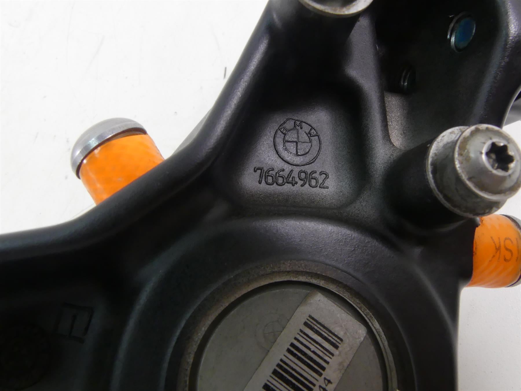 2009 BMW R1200GS K25 Lower Triple Tree Steering Clamp Ball Joint 31427718343 {{ shop.shopifyCountryName }} - Mototech271