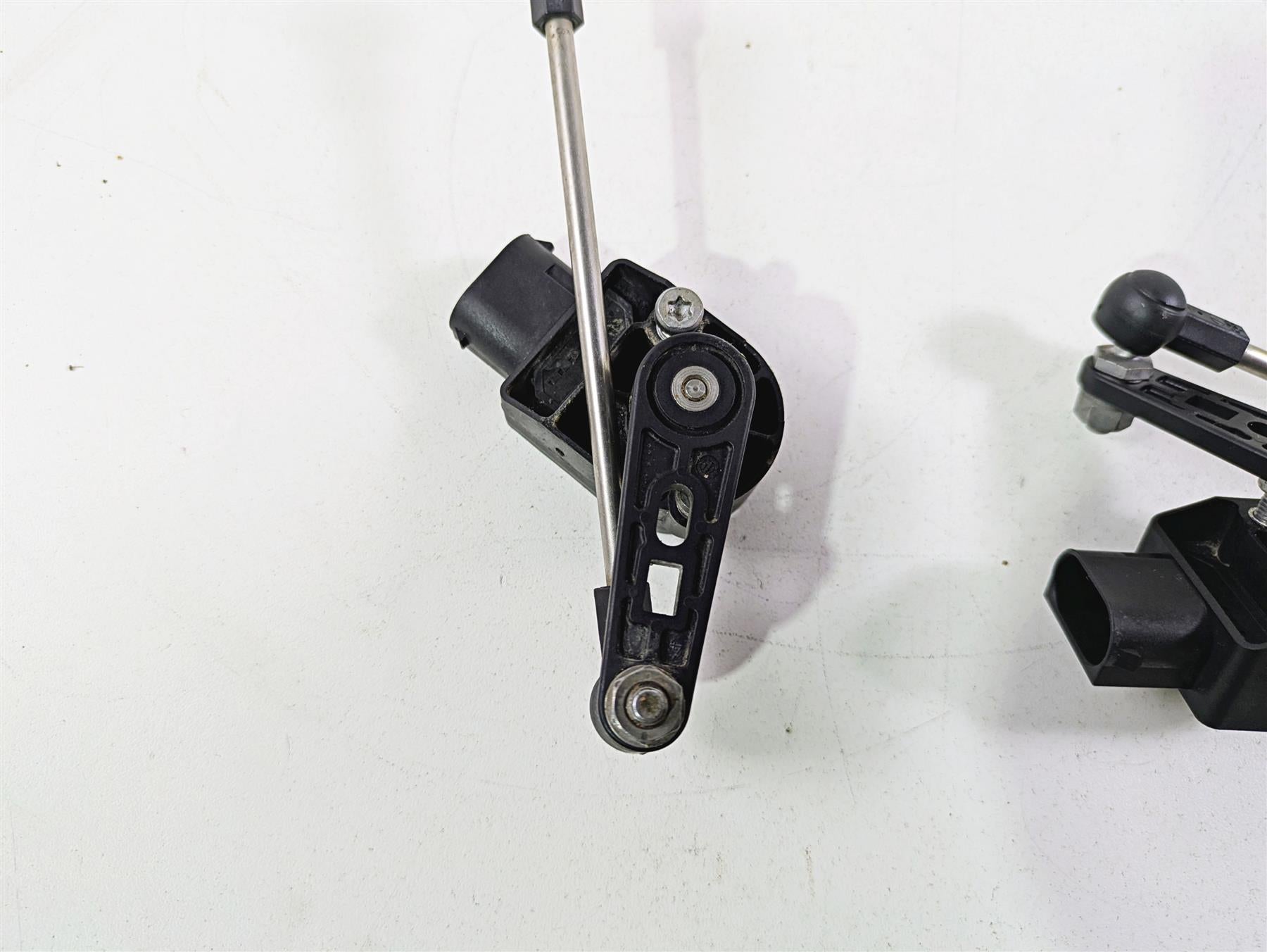 2017 BMW R1200 GS K50 Front Rear Leveling Sensor Set 37146870000 {{ shop.shopifyCountryName }} - Mototech271