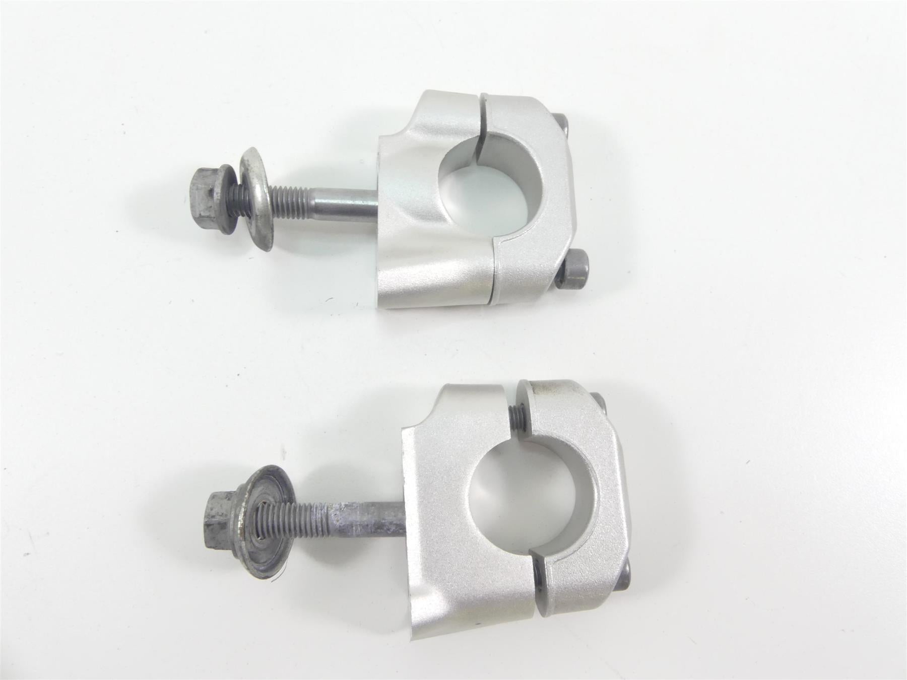 2016 BMW S1000XR K49 Handlebar Risers Holder Set 31428554471 31428554472 {{ shop.shopifyCountryName }} - Mototech271