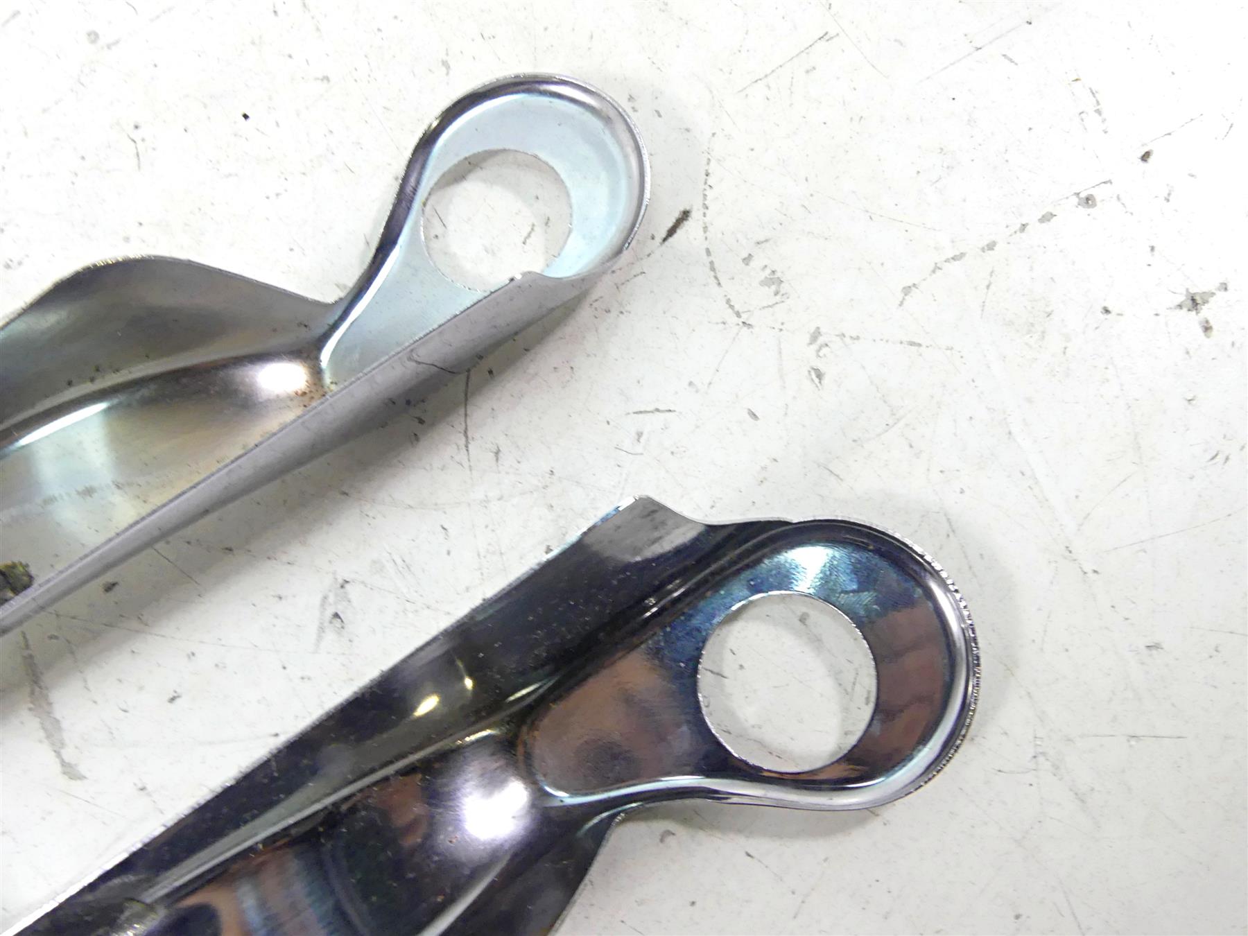 1997 Harley Sportster XL1200 C Nice Rear Chrome Fender Strut Cover Set 59897-94 {{ shop.shopifyCountryName }} - Mototech271