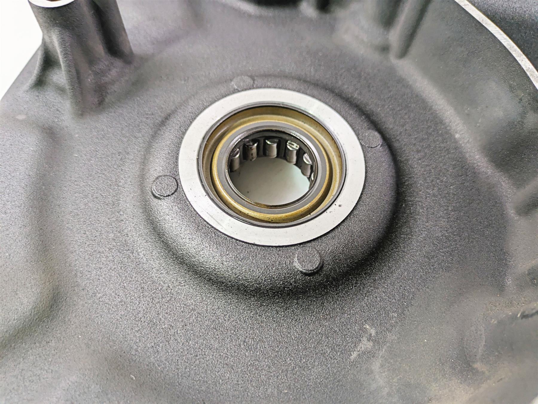 2017 Harley Softail Heritage Classic FLSTC Inner Primary Clutch Cover 60681-06C {{ shop.shopifyCountryName }} - Mototech271