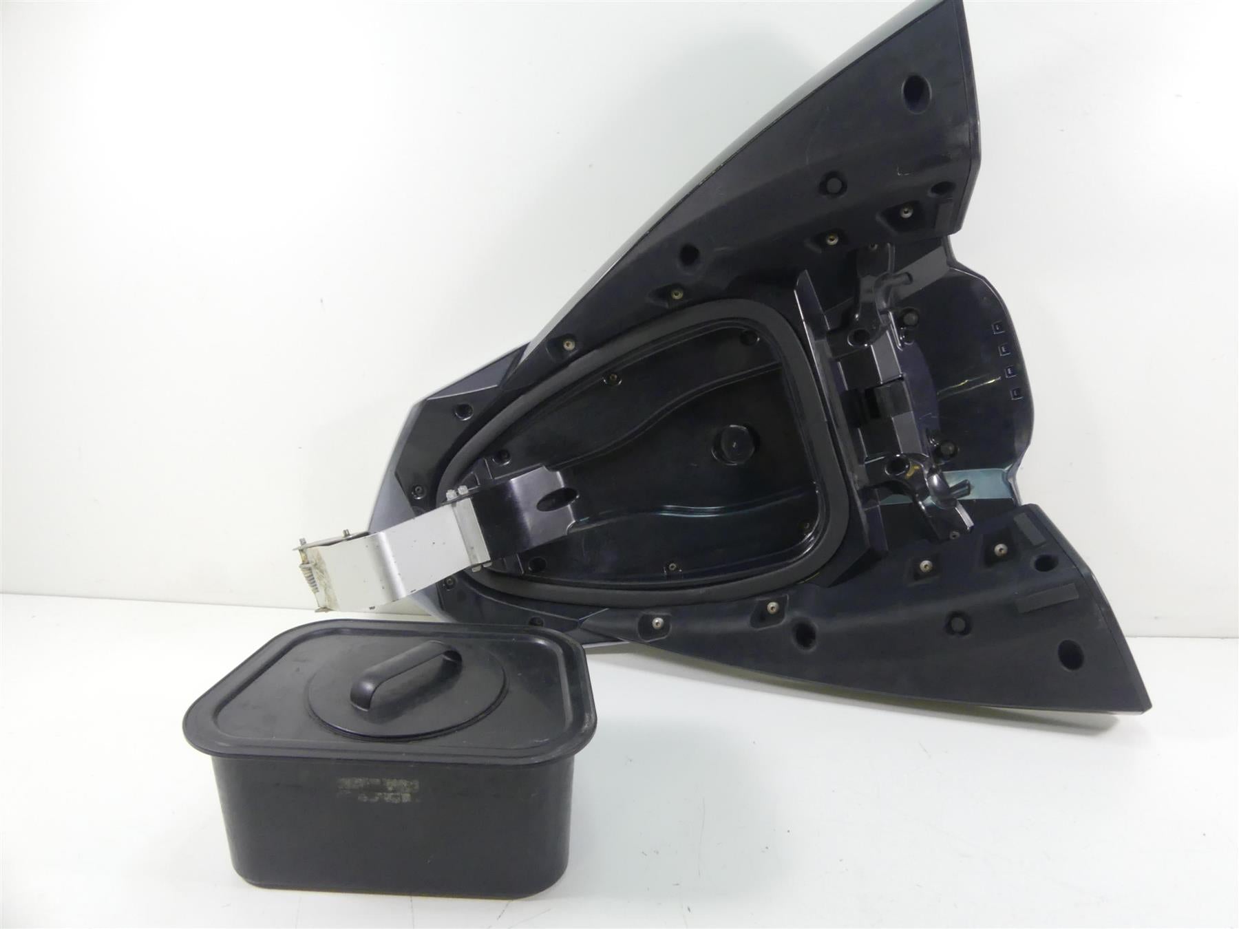 2018 Yamaha Waverunner VX 1800 Cruiser Hood Cover Mirror Set F2X-U517B-00-P2 {{ shop.shopifyCountryName }} - Mototech271