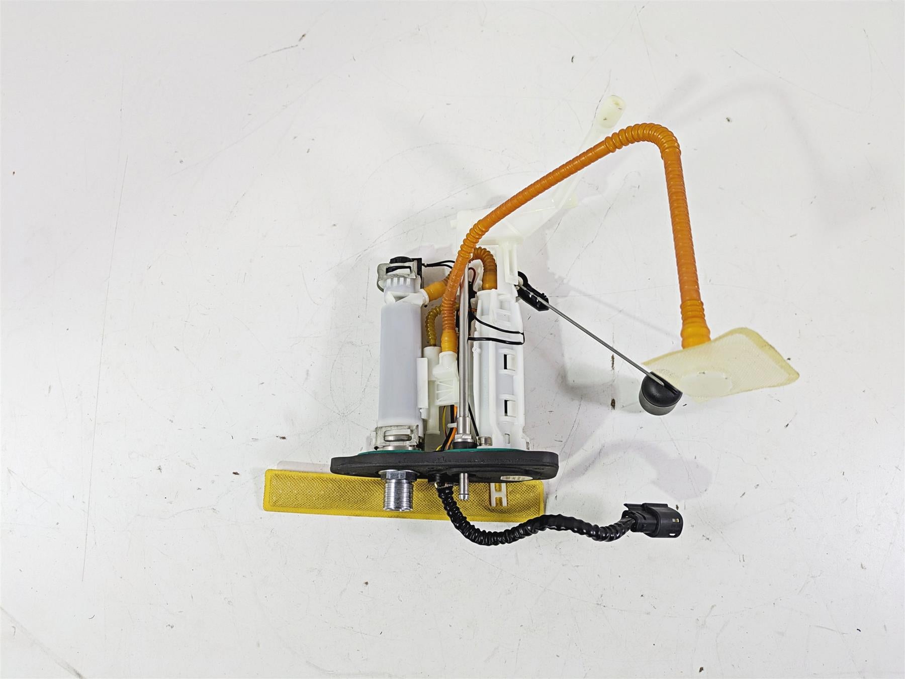 2022 Harley FXLRS Softail Low Rider Fuel Gas Petrol Pump & Sending Unit 61200042 {{ shop.shopifyCountryName }} - Mototech271
