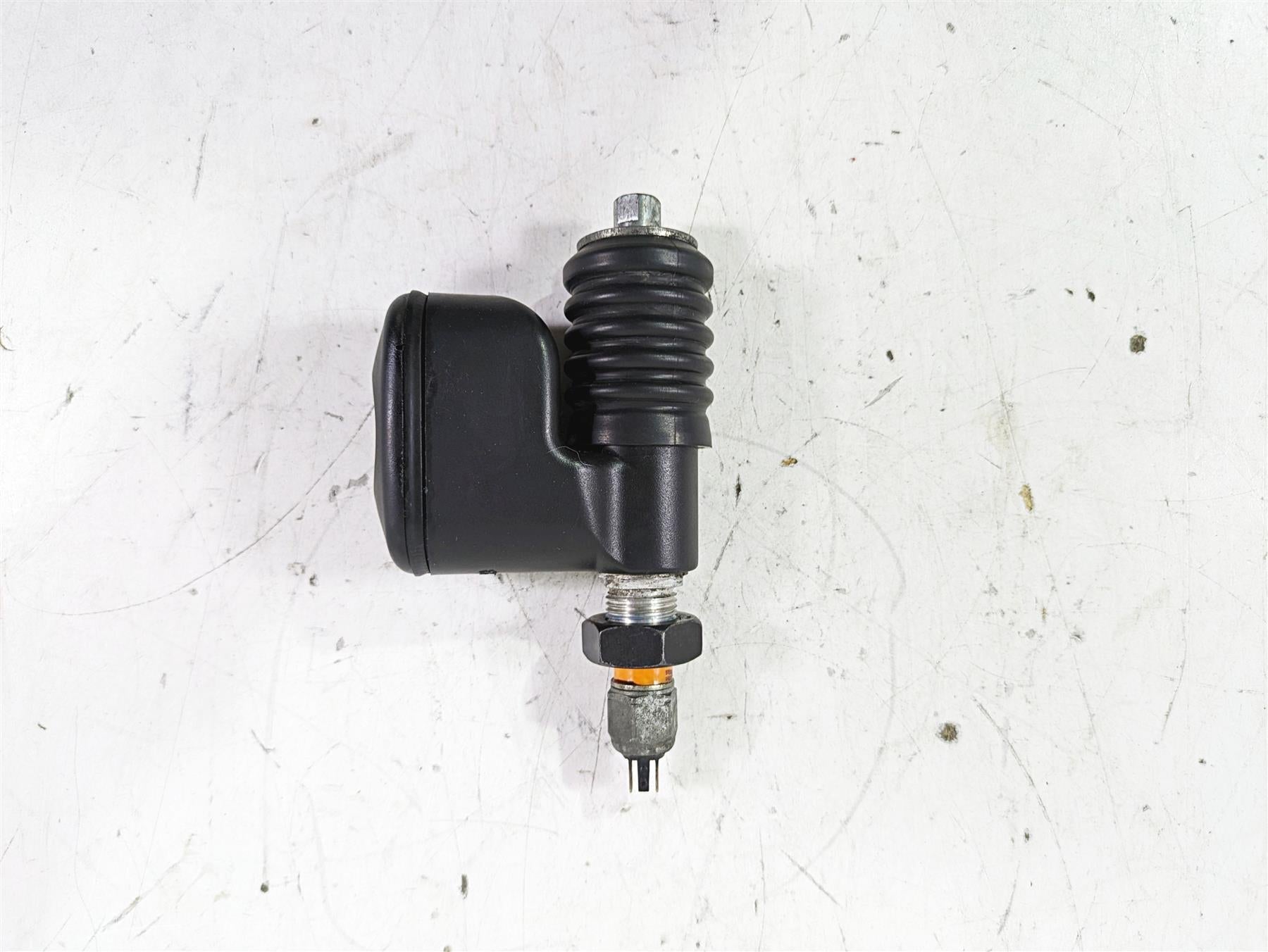 2013 Harley FXDWG Dyna Wide Glide Rear Brake Master Cylinder 42474-06C {{ shop.shopifyCountryName }} - Mototech271