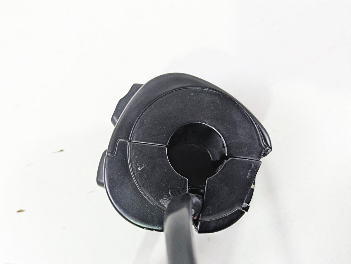 2014 Harley FLS Softail Slim Left Hand Turn Signal Control Switch Read 72949-12A {{ shop.shopifyCountryName }} - Mototech271