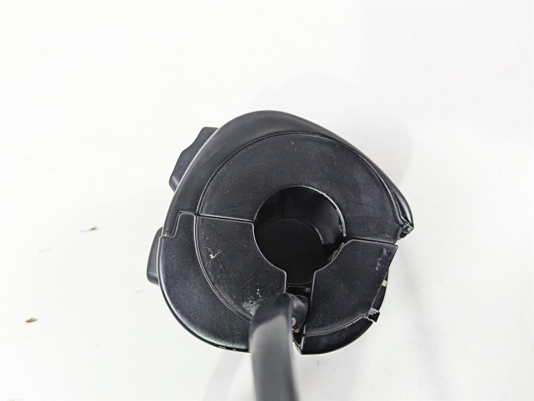2014 Harley FLS Softail Slim Left Hand Turn Signal Control Switch Read 72949-12A {{ shop.shopifyCountryName }} - Mototech271