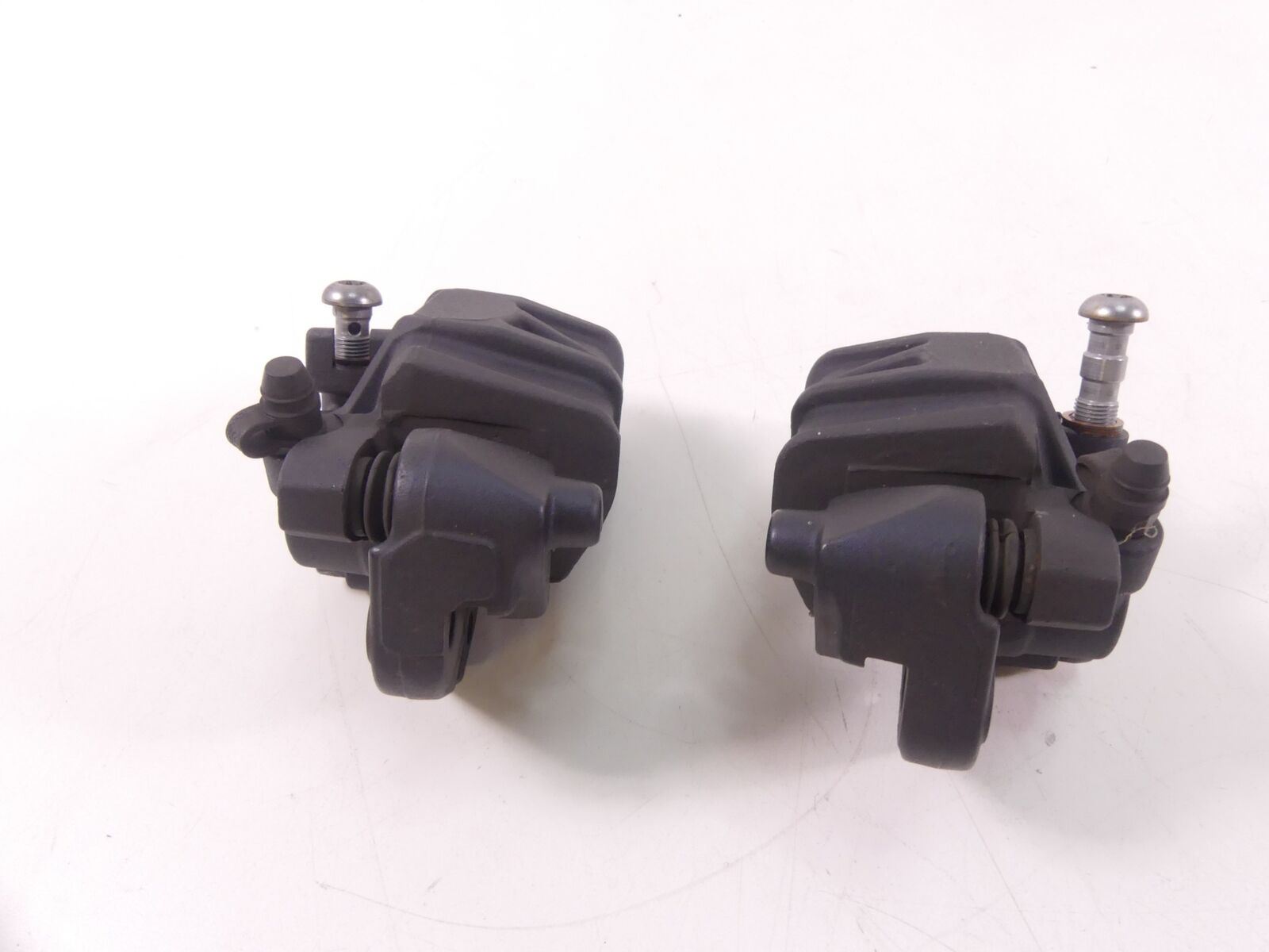 2013 BMW F800GS K72 Front Brembo Brake Caliper Set 34117716715 34117716716 {{ shop.shopifyCountryName }} - Mototech271