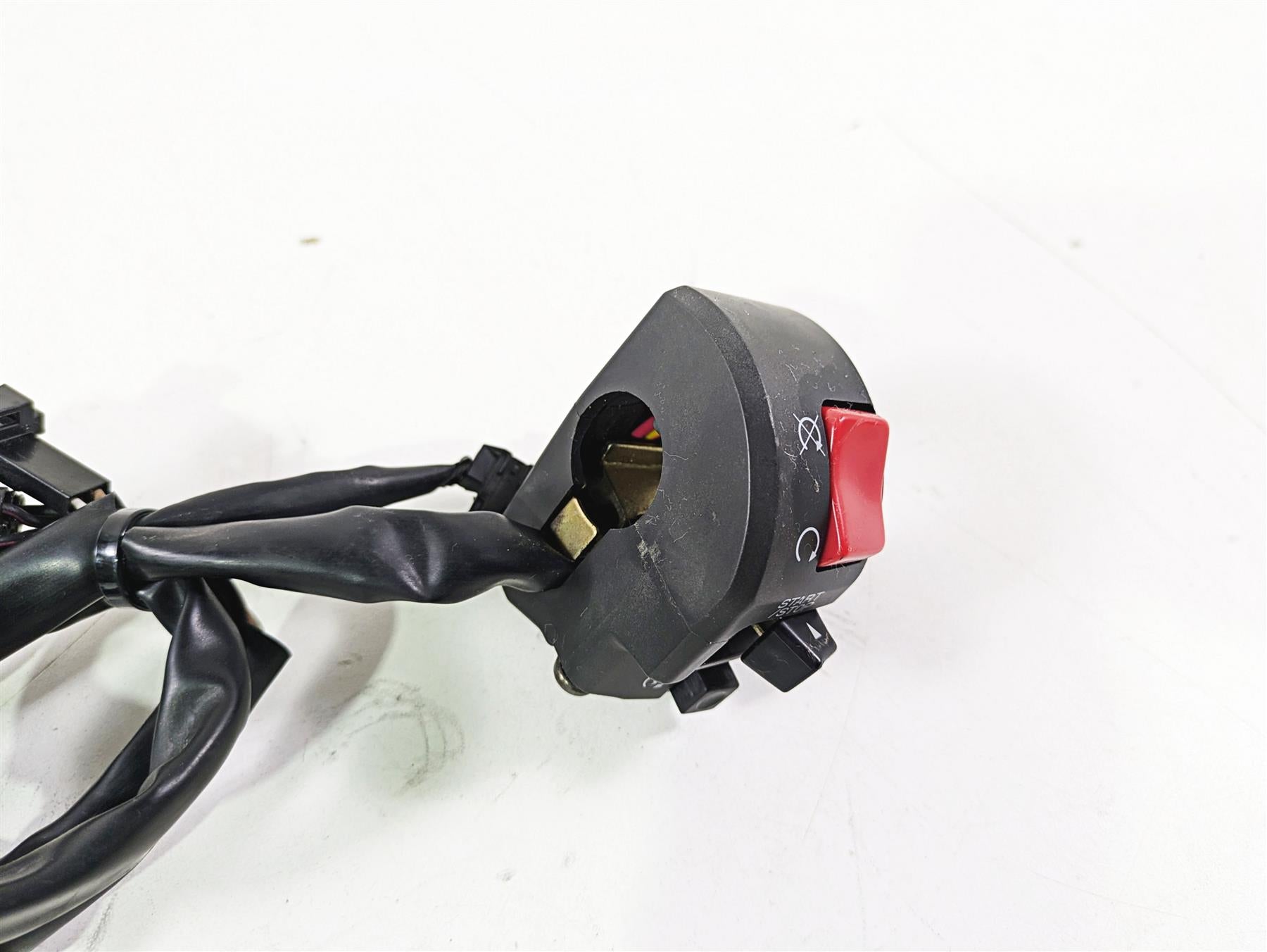 2005 Kawasaki ZX1000 ZX10R Ninja Right Start Stop Control Switch 46091-0114 {{ shop.shopifyCountryName }} - Mototech271