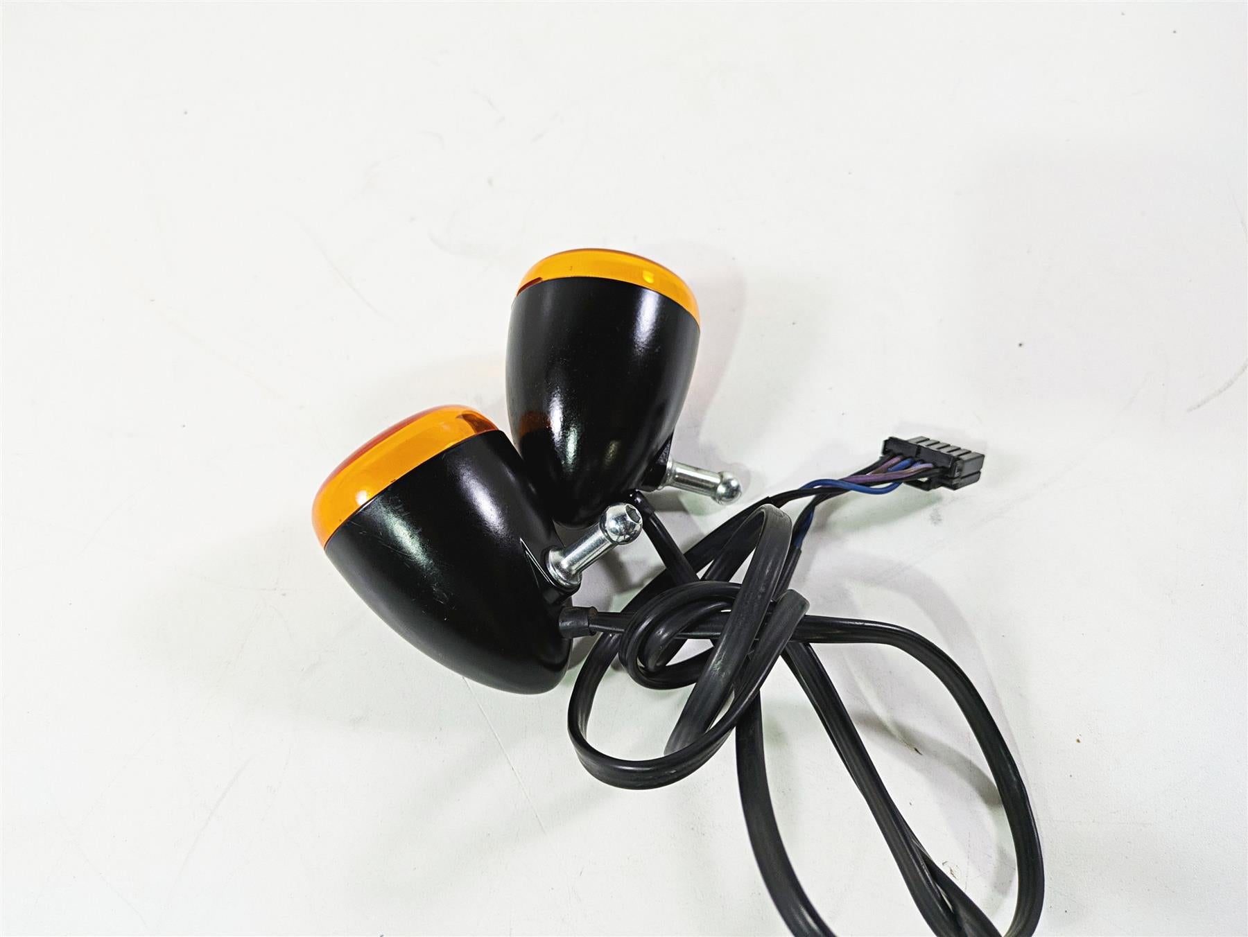 2009 Harley XR1200 Sportster Front Blinker Turn Signal Set 68804-06 {{ shop.shopifyCountryName }} - Mototech271