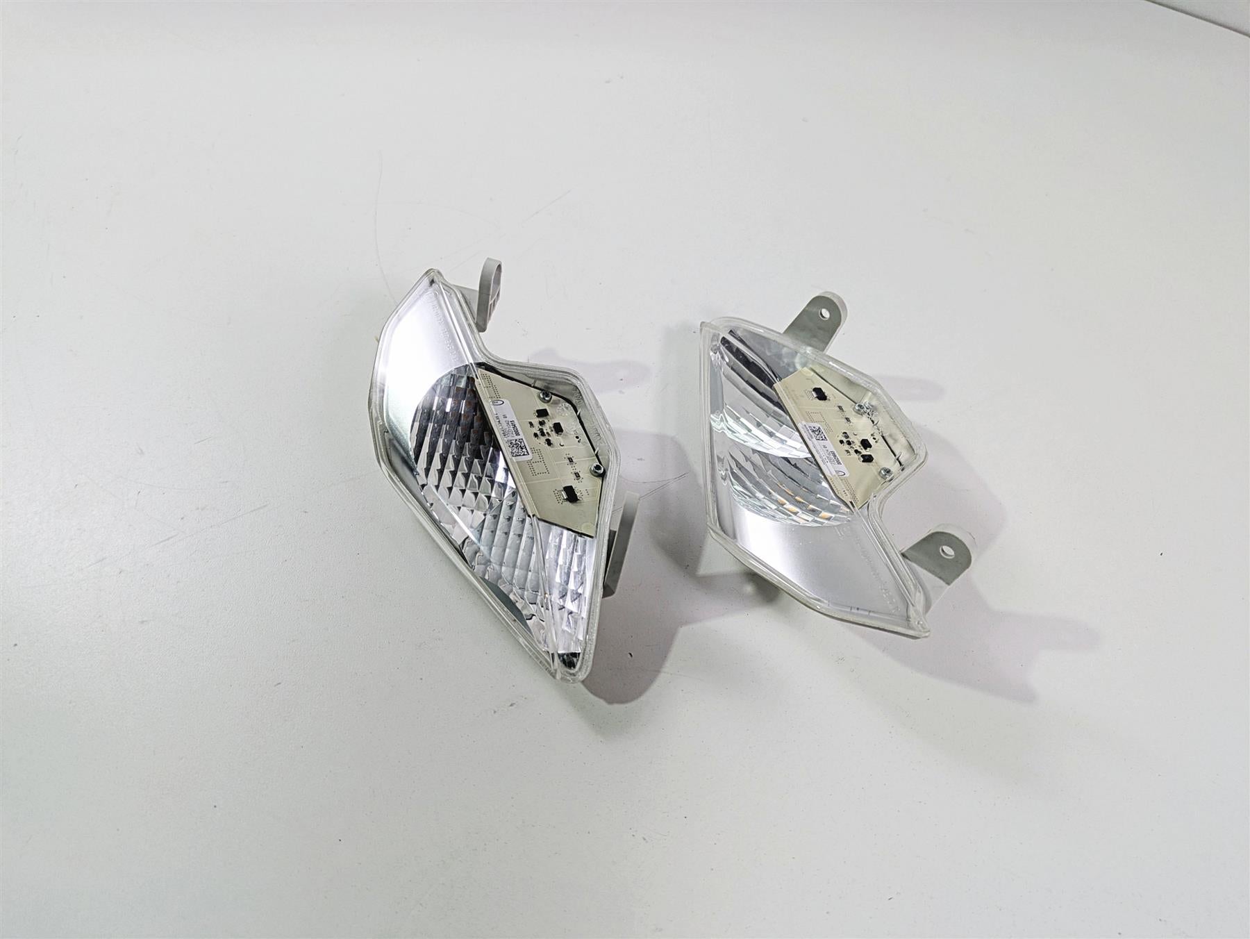 2016 BMW R1200RT K52 Front Blinker Turn Signal Set 63138541625 63138541626 {{ shop.shopifyCountryName }} - Mototech271