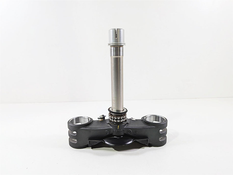 2019 Ducati Panigale V4S V4 S Corse Lower Triple Tree Ohlins -Read 34230691A {{ shop.shopifyCountryName }} - Mototech271