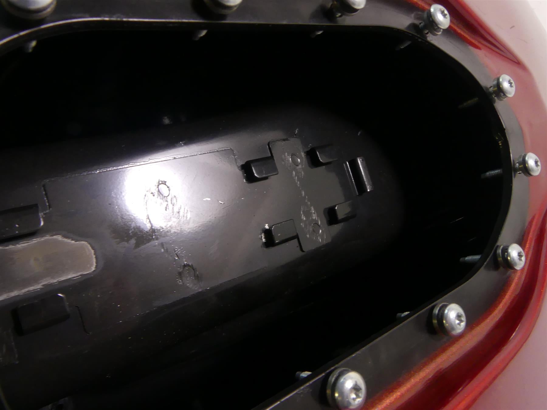 2013 Harley FXDWG Dyna Wide Glide Fuel Gas Petrol Tank 61000707 61593-10 {{ shop.shopifyCountryName }} - Mototech271