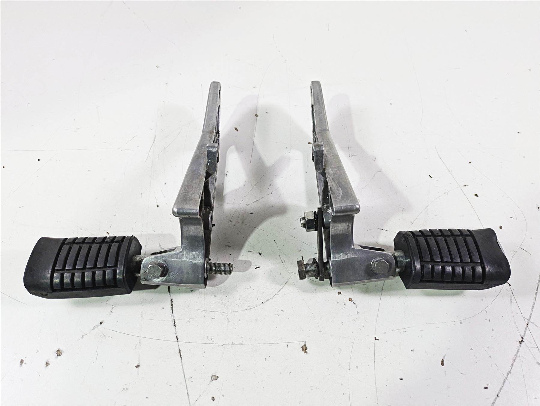 1998 Moto Guzzi California 1100 EV Rear Passenger Footpeg Set GU29443550 {{ shop.shopifyCountryName }} - Mototech271