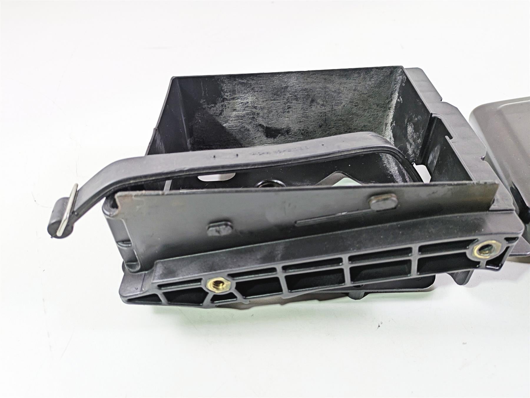 2015 Harley FXDF Dyna Fat Bob Right Battery Tray & Cover 66444-12DH 70379-06B {{ shop.shopifyCountryName }} - Mototech271