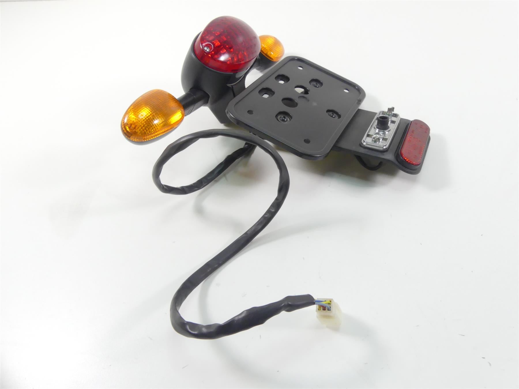 2016 Moto Guzzi V7 II Special 750 Taillight + Rear Blinker & Holder Set 2B001701 {{ shop.shopifyCountryName }} - Mototech271