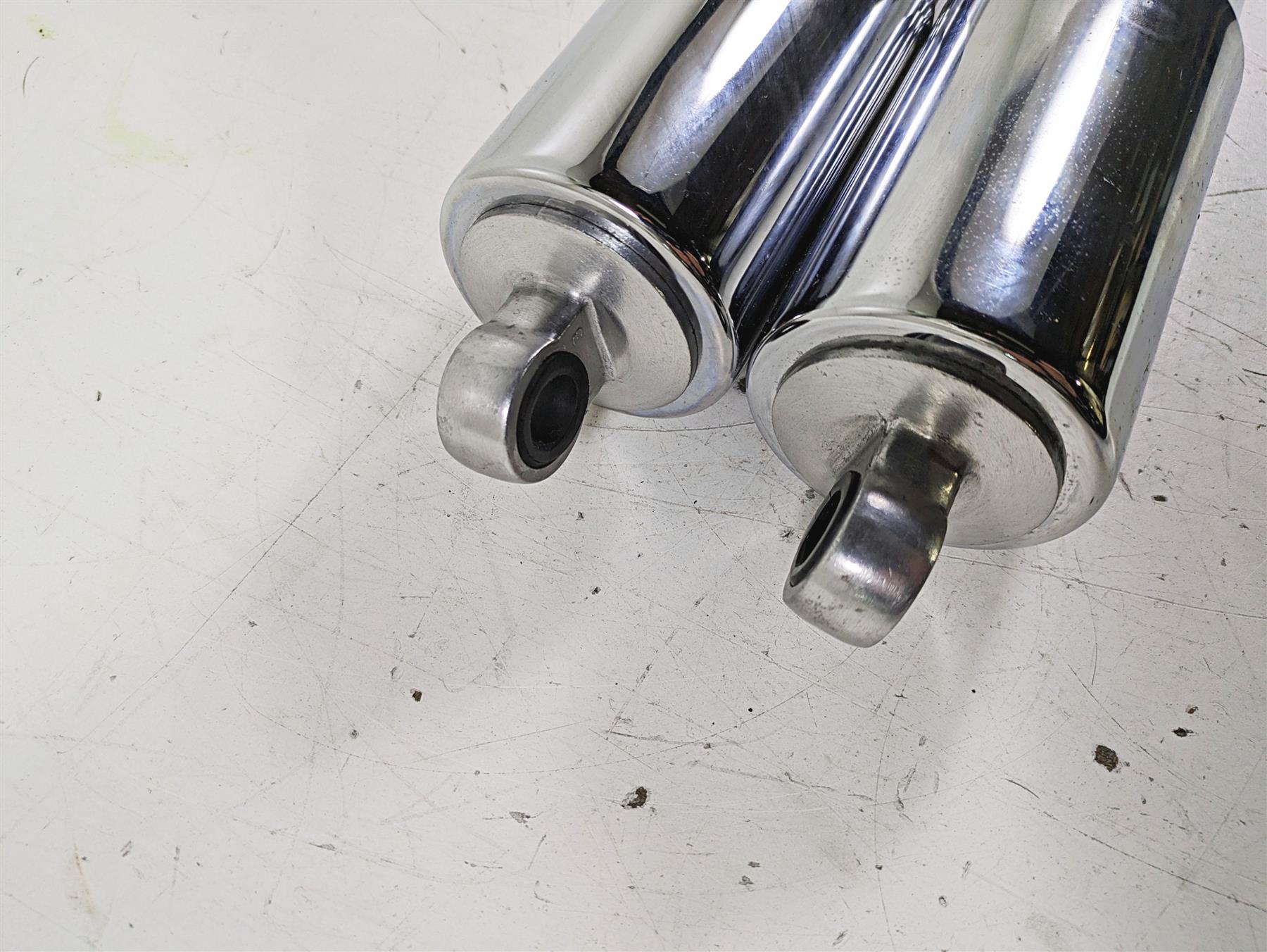 2002 Honda VTX1800 Retro Straight Showa 12 1/2" Rear Shock Set 52400-MCV-003 {{ shop.shopifyCountryName }} - Mototech271