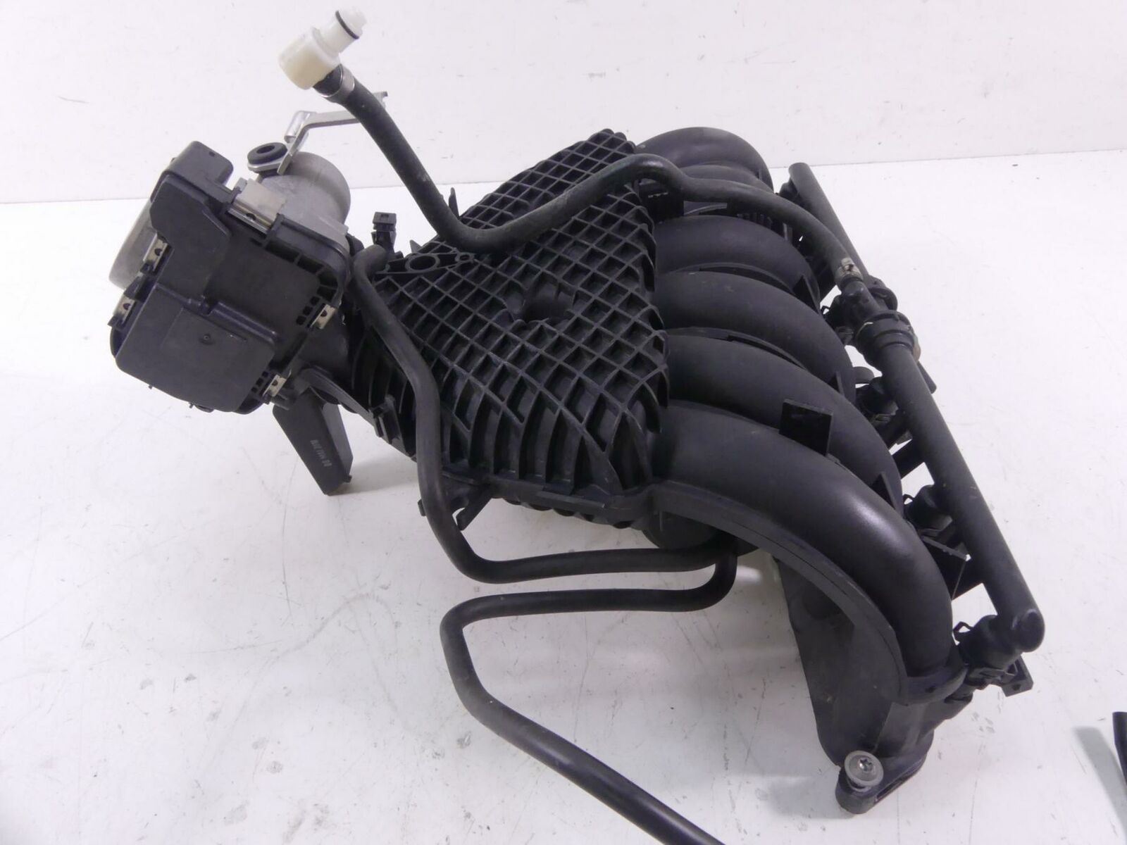 2018 BMW K1600 Bagger Intake Manifold & Throttle Body Fuel Injection 13548564960 {{ shop.shopifyCountryName }} - Mototech271