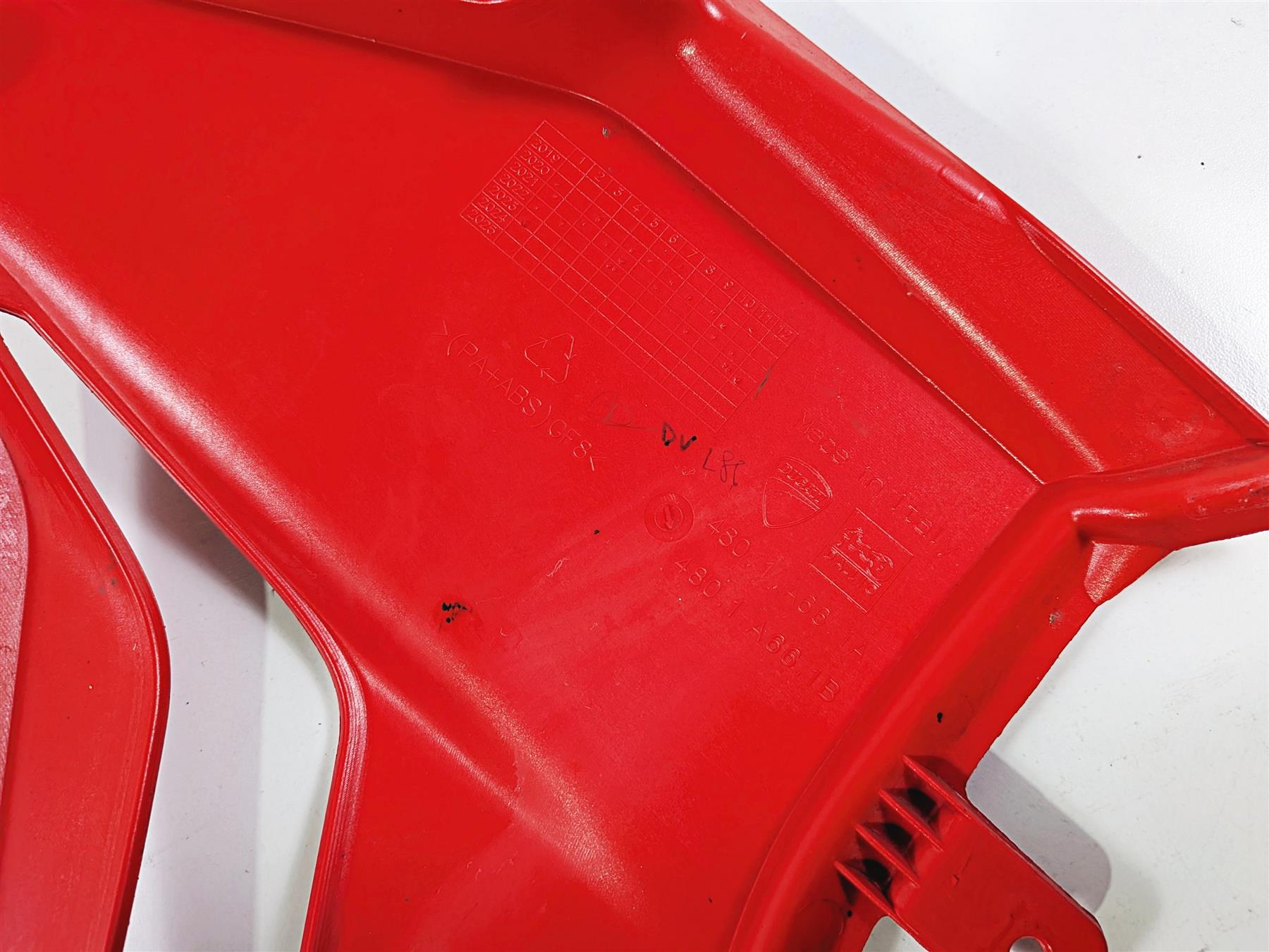 2023 Ducati Streetfighter V4 Red Lower Oil Cooler Cover Fairing Set 4801A651A-Mototech271