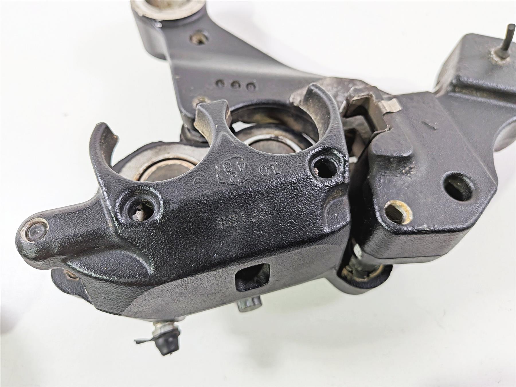 2011 Harley FXDF Dyna Fat Bob Rear Brake Caliper & Bracket 40908-08 {{ shop.shopifyCountryName }} - Mototech271