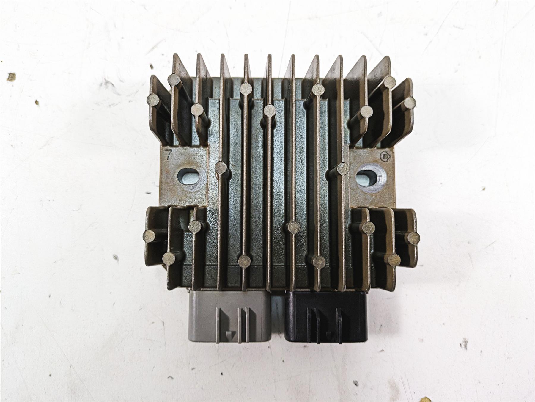 2019 Polaris RZR XP 1000 EPS Rectifier Voltage Regulator 3Ph 50A 4016868 {{ shop.shopifyCountryName }} - Mototech271