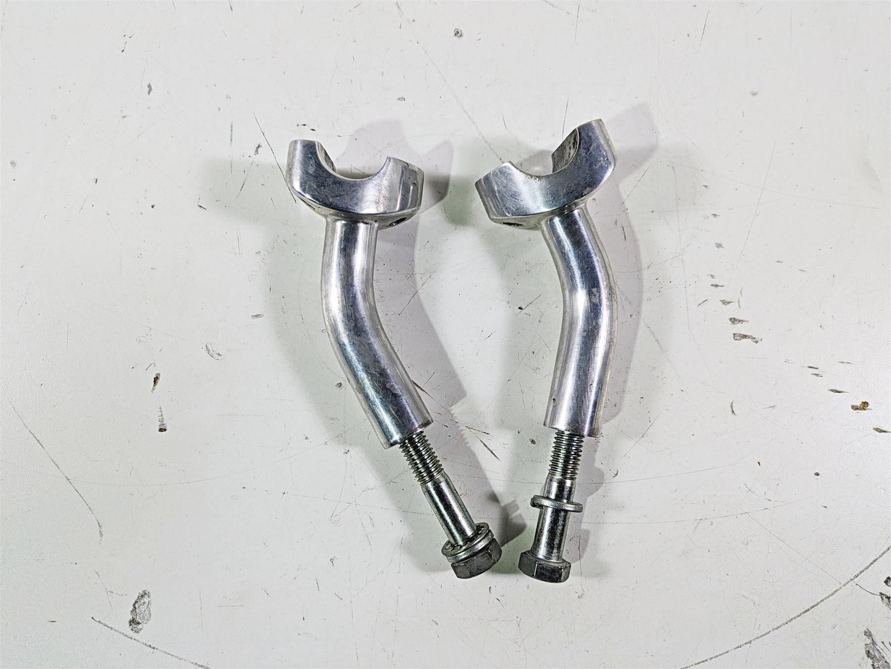 2003 Harley Dyna FXDL Low Rider 100TH 4" Pullback Handle Bar Riser Set 56122-77 {{ shop.shopifyCountryName }} - Mototech271