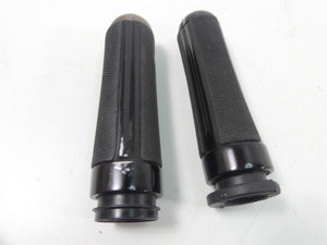 2017 Harley FXSE CVO Pro Street Breakout Left Right Grip Set 56100167 56100169