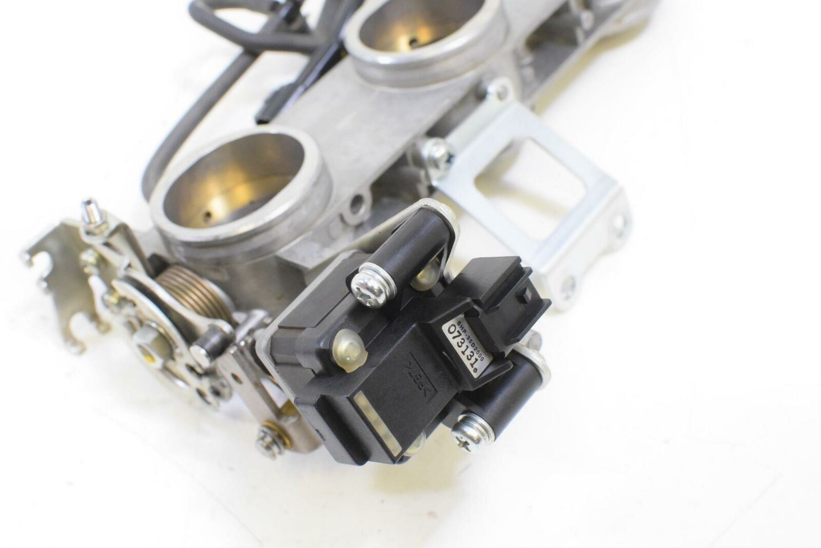 2014 Triumph 1050 Speed Triple ABS Throttle Body Bodies Fuel Injection T1240410 {{ shop.shopifyCountryName }} - Mototech271