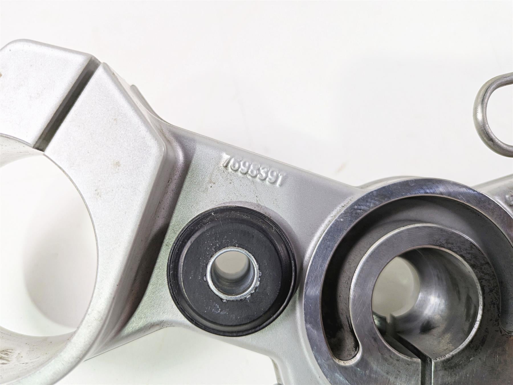 2017 BMW F800GS Adv K75 Upper Triple Tree Steering Clamp 31427715420 {{ shop.shopifyCountryName }} - Mototech271