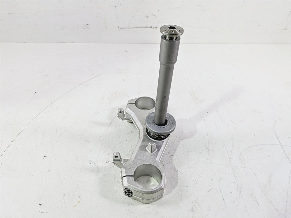 2023 BMW G310R K03 Lower Triple Tree Steering Clamp 31428557754 {{ shop.shopifyCountryName }} - Mototech271