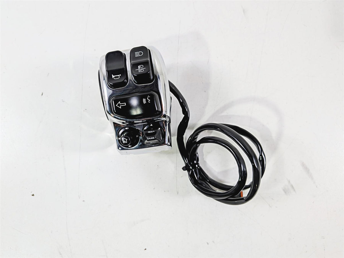2015 Harley Touring FLTRUSE CVO Road Glide Left Hand Control Switch 71500084B-Mototech271
