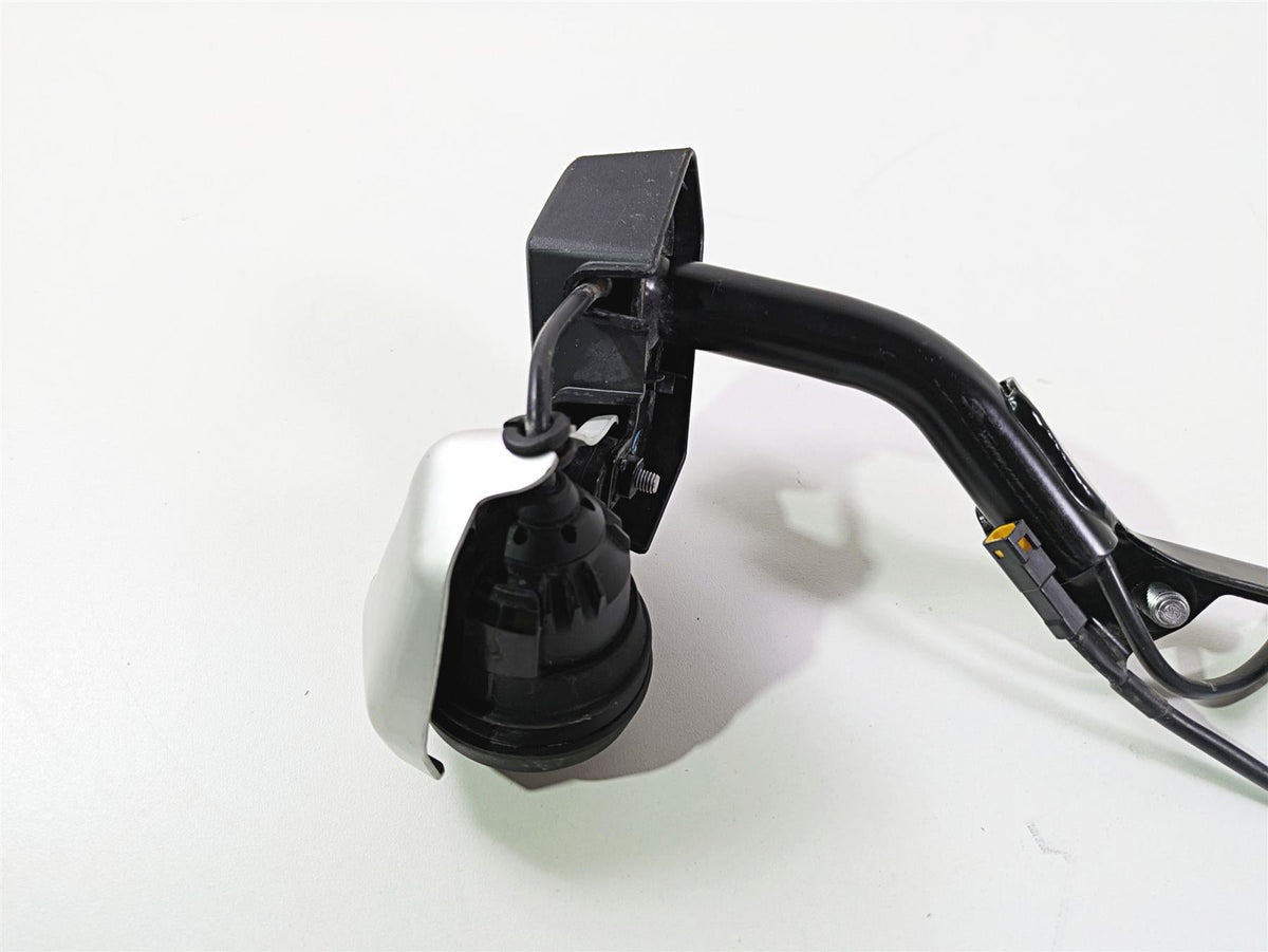 2024 Triumph Tiger 900 GT Fog Lights & Mounting Rail Set T2708708 T2708722 {{ shop.shopifyCountryName }} - Mototech271