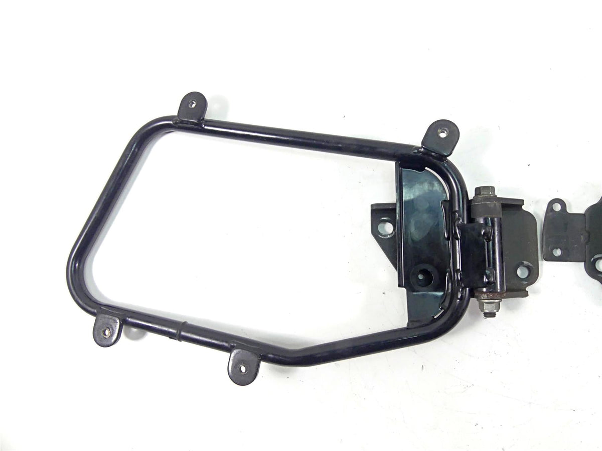 2007 Honda VTX1800 T2 Saddlebag Luggage Mount Bracket Set 08L56-MCV-100J {{ shop.shopifyCountryName }} - Mototech271