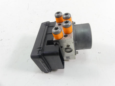 2016 KTM 1290 Superduke R Abs Brake Pump Module Unit Box 61342031044 {{ shop.shopifyCountryName }} - Mototech271