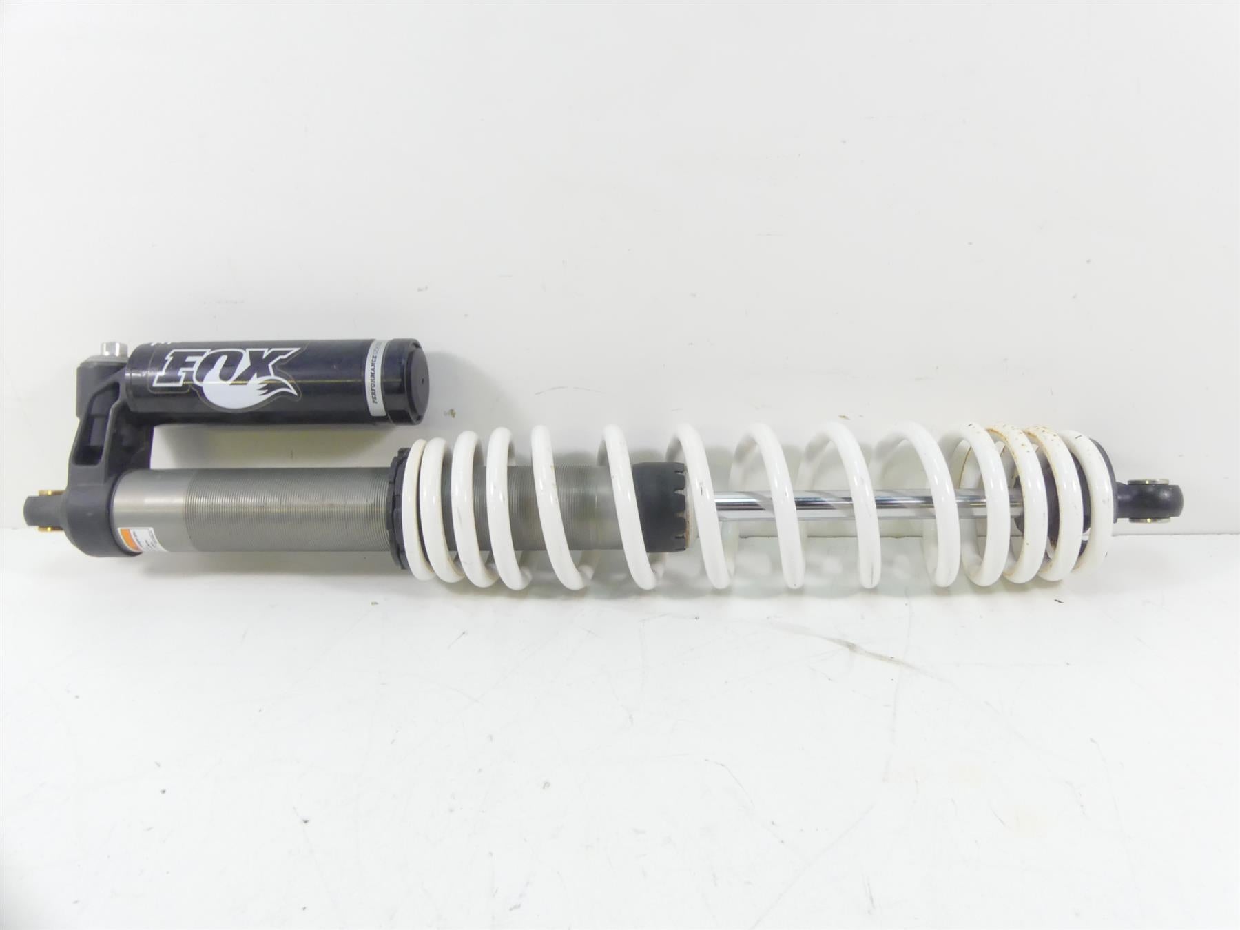 2018 Yamaha YXZ1000R EPS SS Straight Fox Right Rear Shock - Read 2HC-F2210-01-0 {{ shop.shopifyCountryName }} - Mototech271
