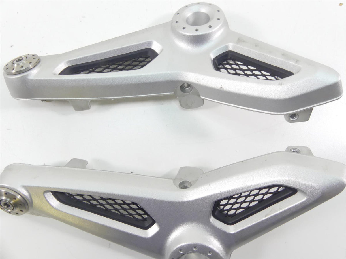 2016 BMW R nineT R9T K21 Front Rider Seat Support Brackets Set 46638531189 {{ shop.shopifyCountryName }} - Mototech271