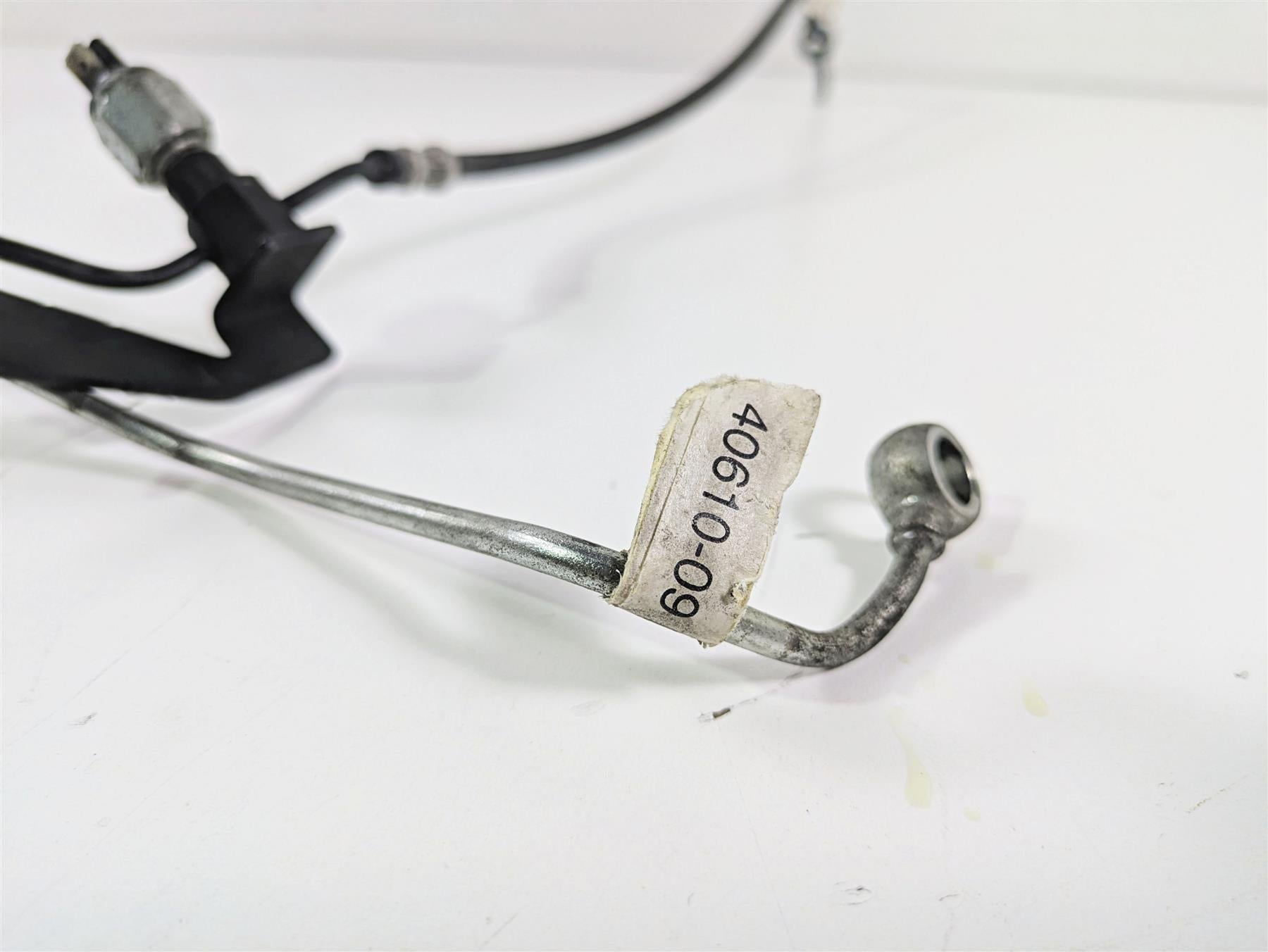 2010 Harley Touring FLHXSE CVO Street Glide Rear Abs Brake Line Set 40610-09 {{ shop.shopifyCountryName }} - Mototech271