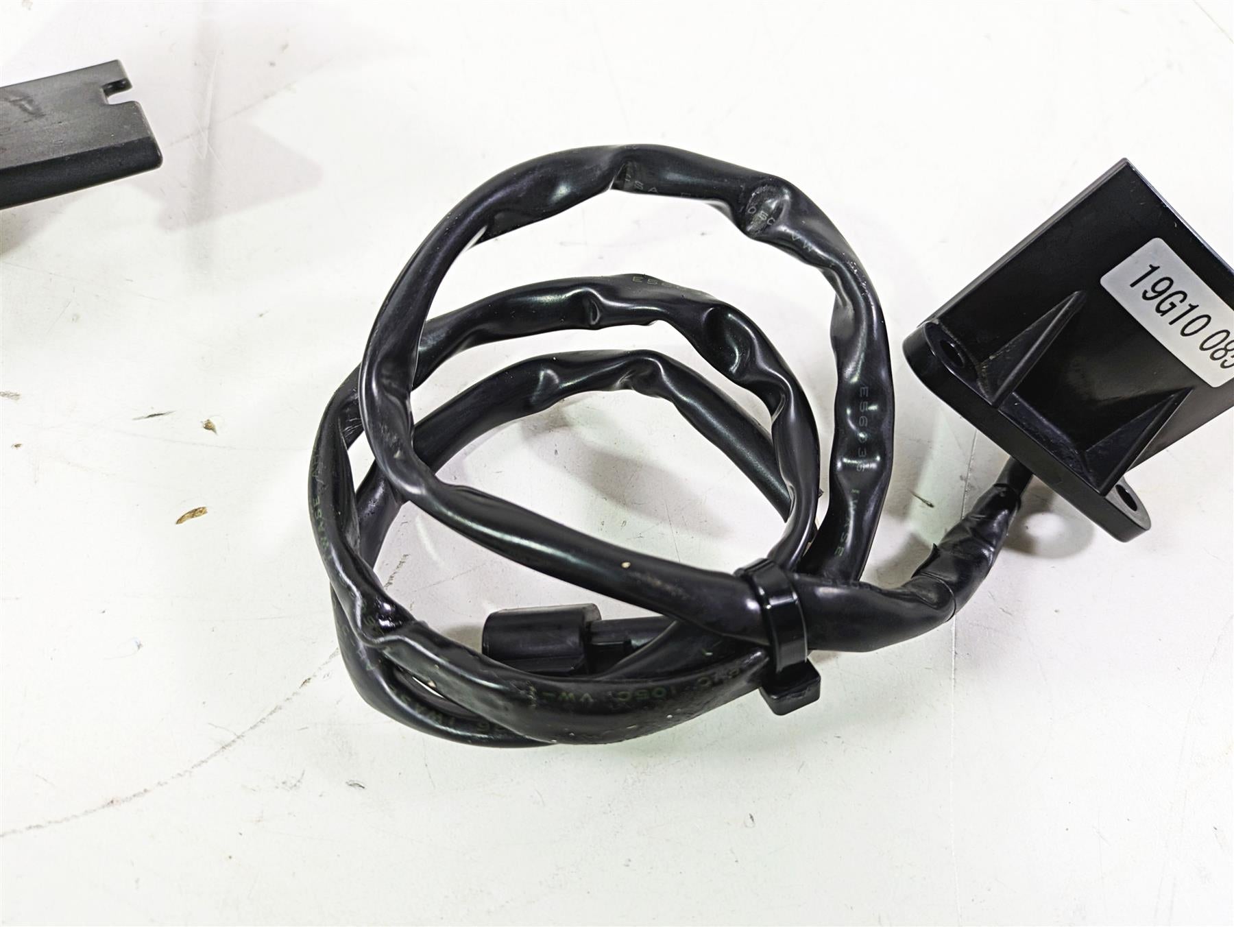 2020 Yamaha Waverunner VX1050 Deluxe Buzzer & Magnet Sensor F1S-68341-00-00 {{ shop.shopifyCountryName }} - Mototech271