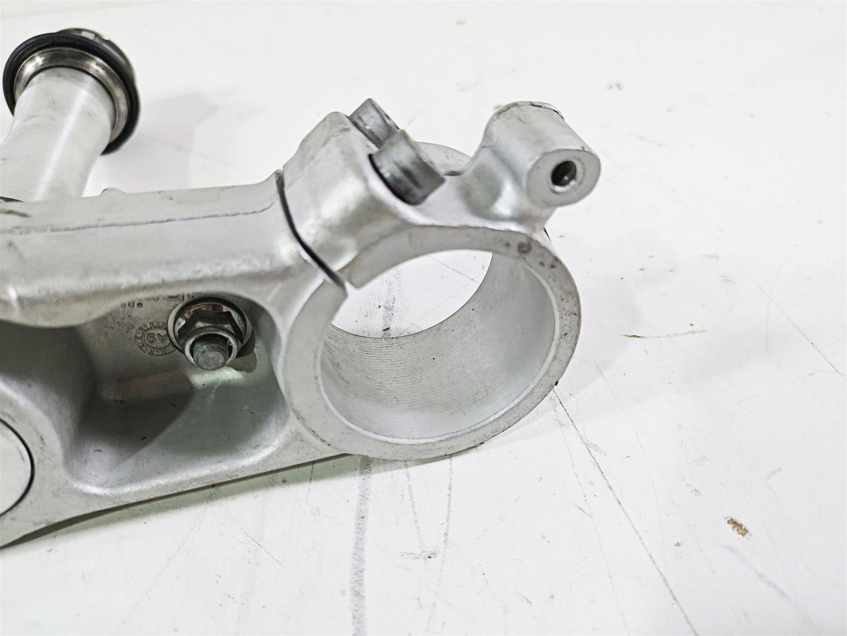 2021 Aprilia RS660 Lower Triple Tree Steering Clamp 2B005255 {{ shop.shopifyCountryName }} - Mototech271