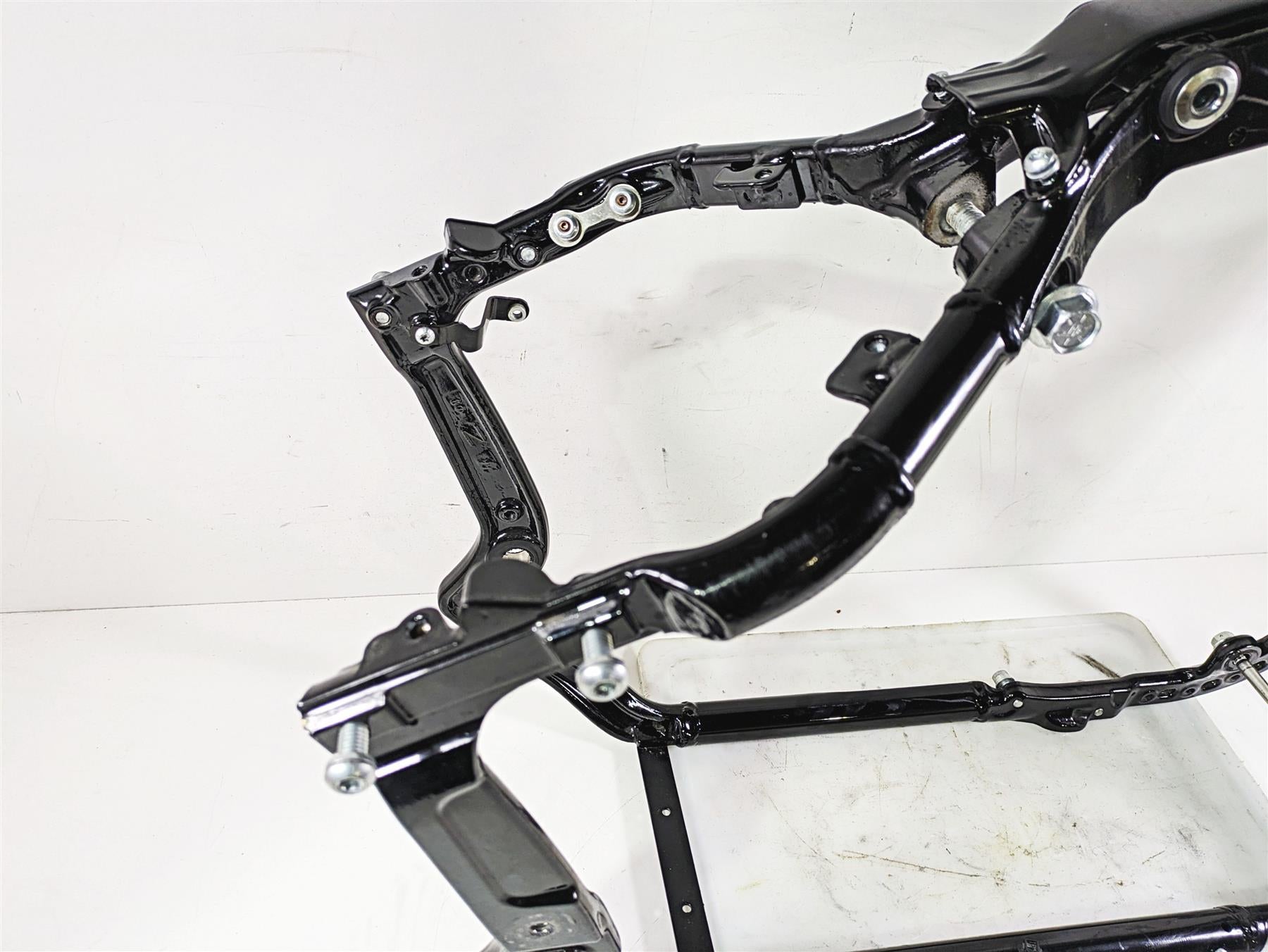 2019 Harley FLHCS Softail Heritage Main Frame Chassis M8 30Dgr - Read With Clean Alabama Title 47000126 {{ shop.shopifyCountryName }} - Mototech271