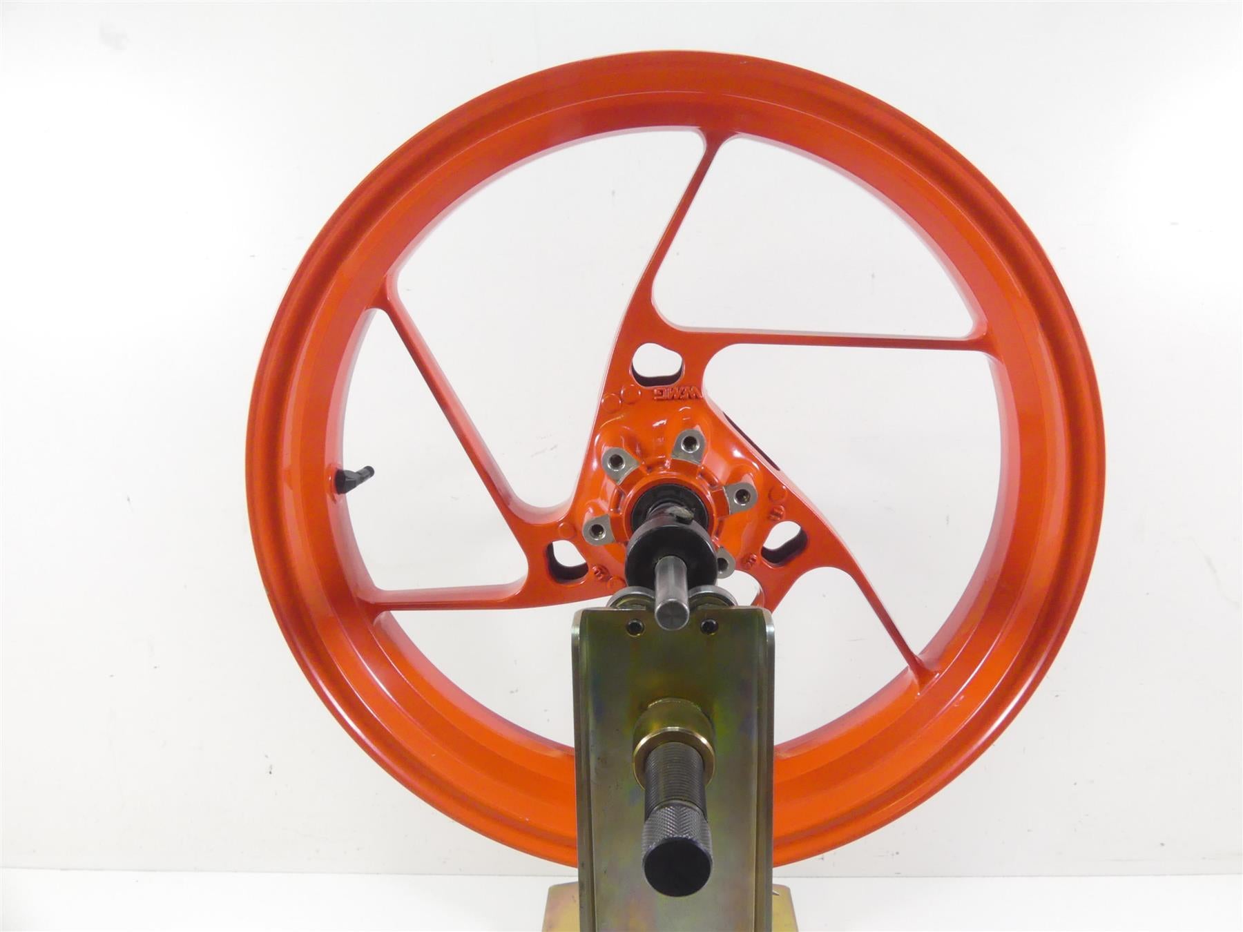 2021 Aprilia Tuono 660 RS660 Front 17x3.5 Wheel Rim -Wobble 2B005585 {{ shop.shopifyCountryName }} - Mototech271