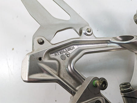 2016 Ducati Panigale 1299 S Left Footpeg Frame Holder & Shifter 82421862AA {{ shop.shopifyCountryName }} - Mototech271