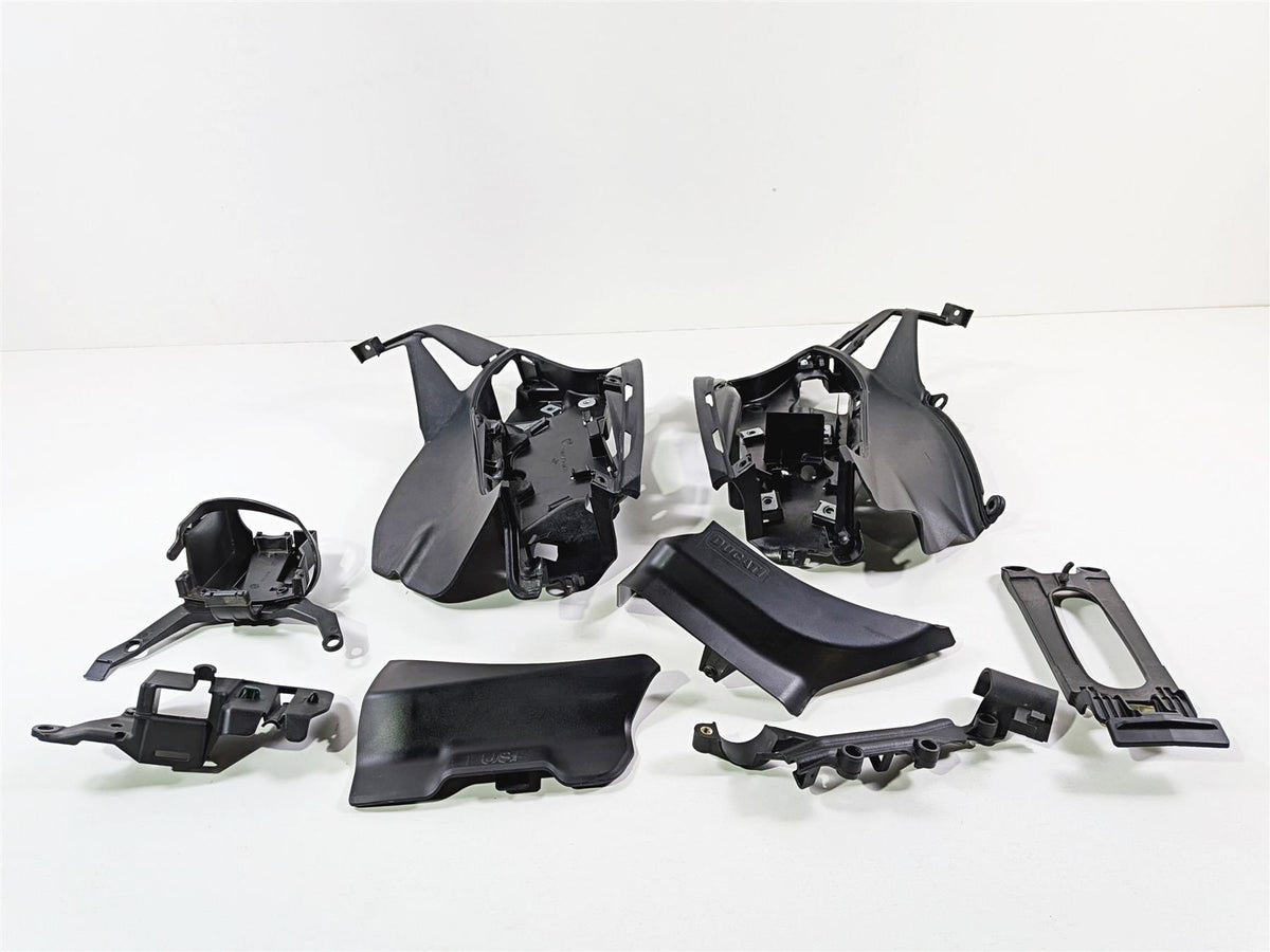 2019 Ducati 959 Panigale Rectifier Battery Carrier Cover Cowl Set 8291A371A {{ shop.shopifyCountryName }} - Mototech271