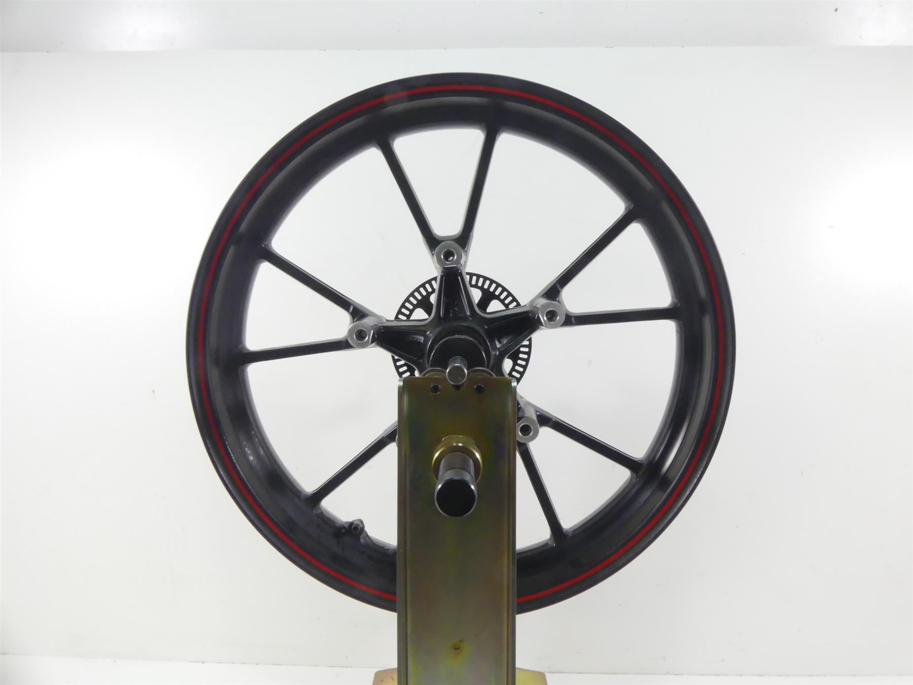 2015 Triumph 1050 Speed Triple R Straight Front Wheel Rim 17x3.5 T2000895 {{ shop.shopifyCountryName }} - Mototech271