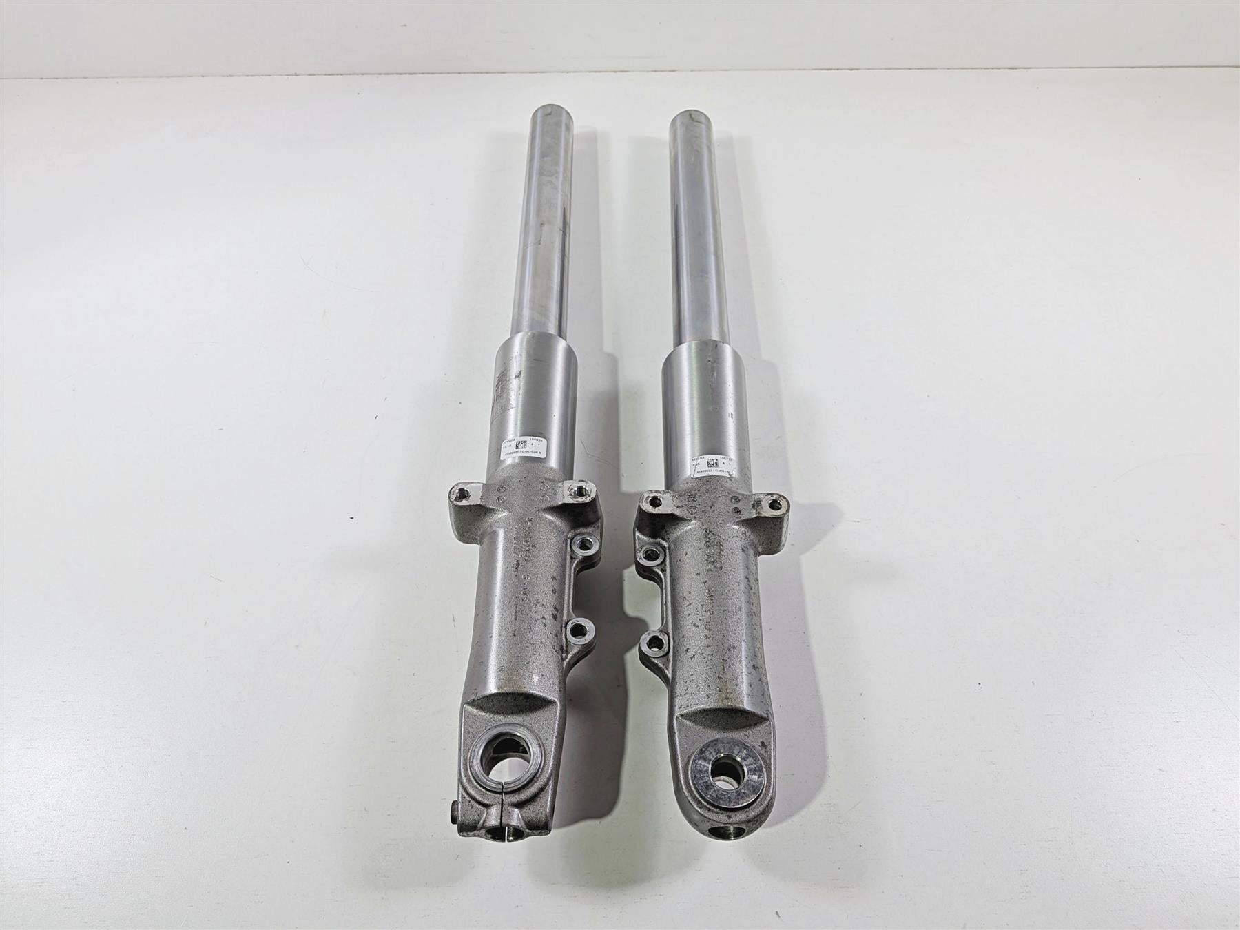 2016 Harley Touring FLHX Street Glide Straight Front Fork Leg Set 49mm 45400021 {{ shop.shopifyCountryName }} - Mototech271