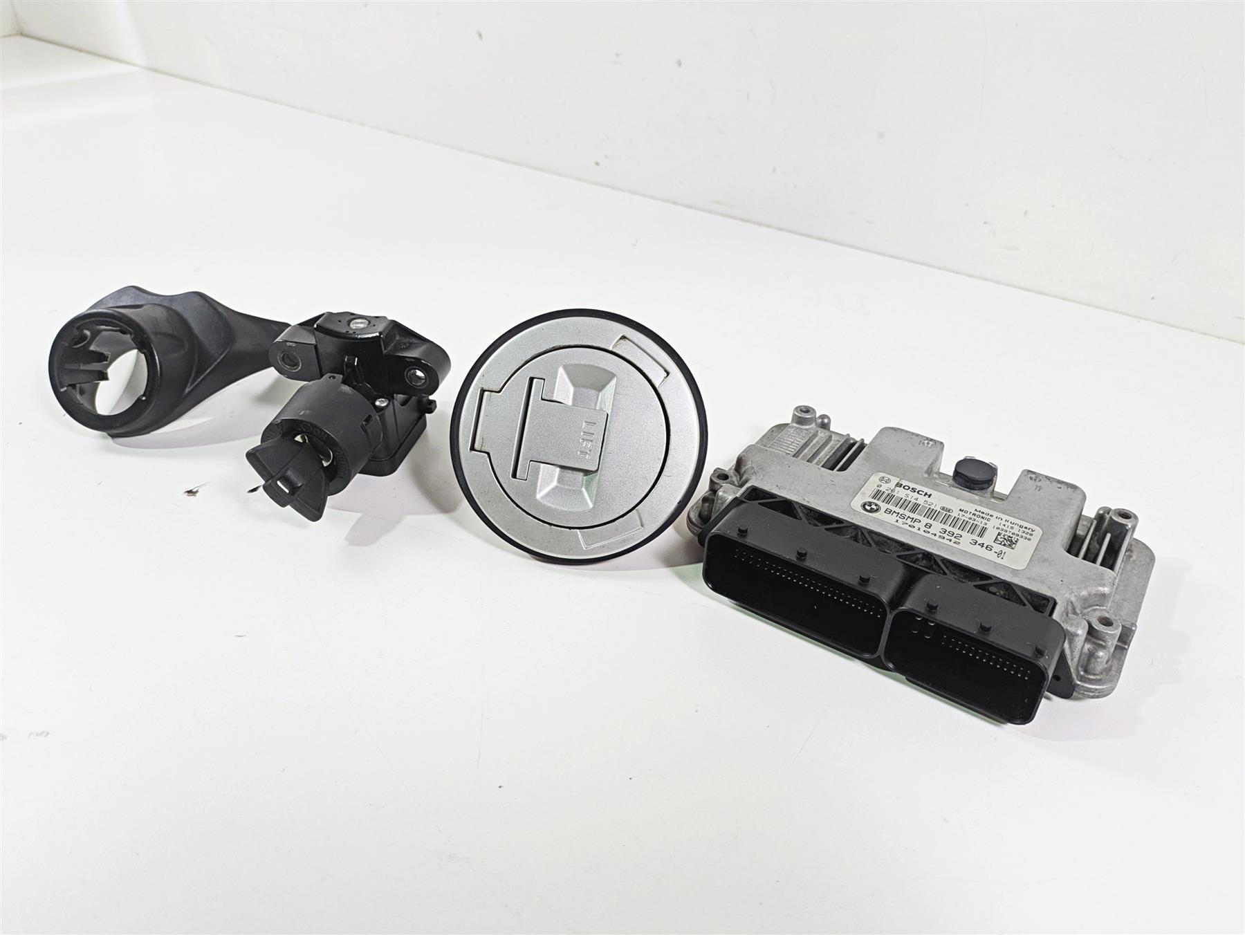 2018 BMW R nineT Urban GS K33 Cdi Ecm Ignition Switch Cap Set - Read 13618392346 {{ shop.shopifyCountryName }} - Mototech271